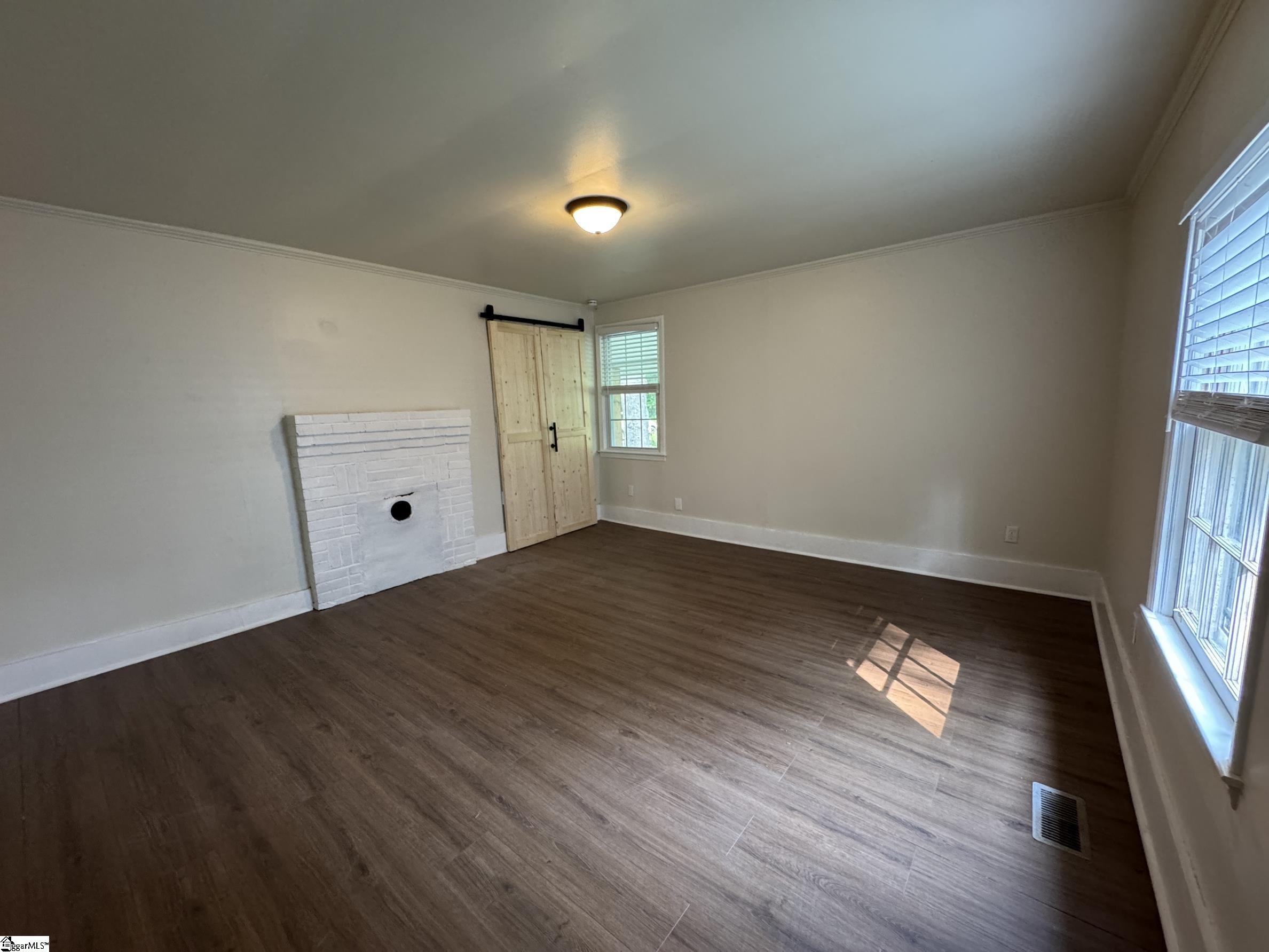 800 W Hampton, Laurens, South Carolina image 11