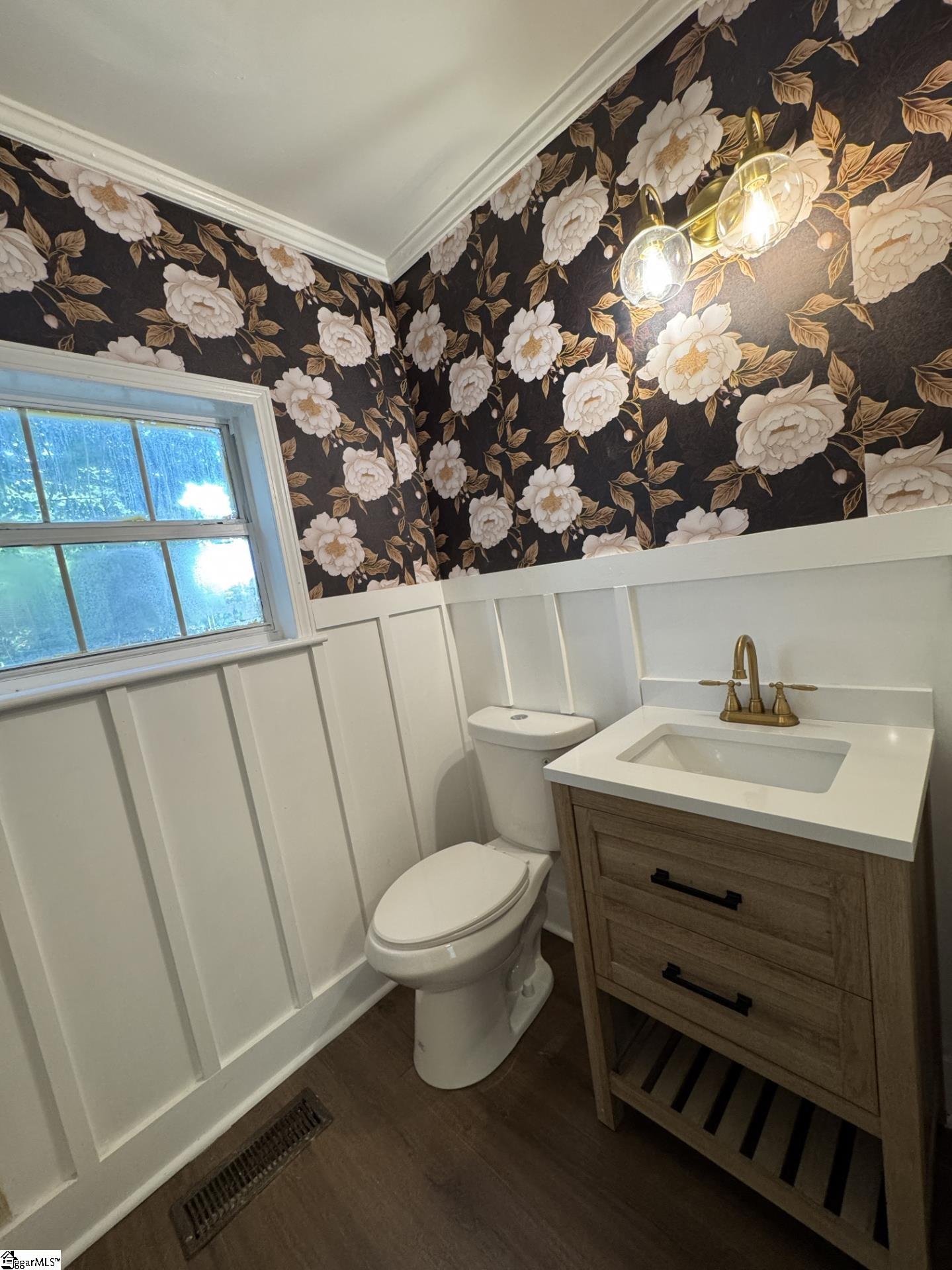 800 W Hampton, Laurens, South Carolina image 21