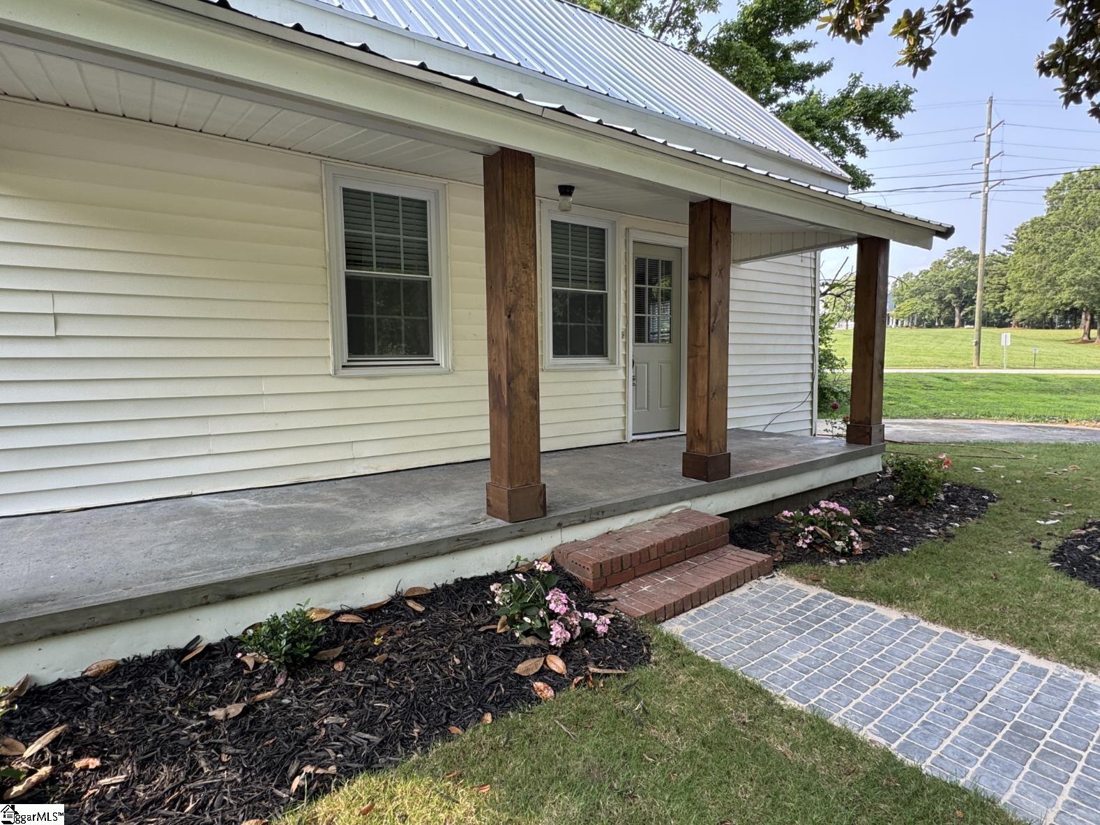 800 W Hampton, Laurens, South Carolina image 29