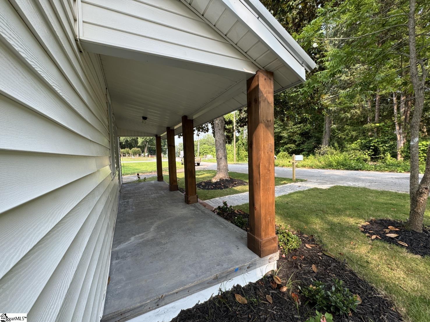 800 W Hampton, Laurens, South Carolina image 30