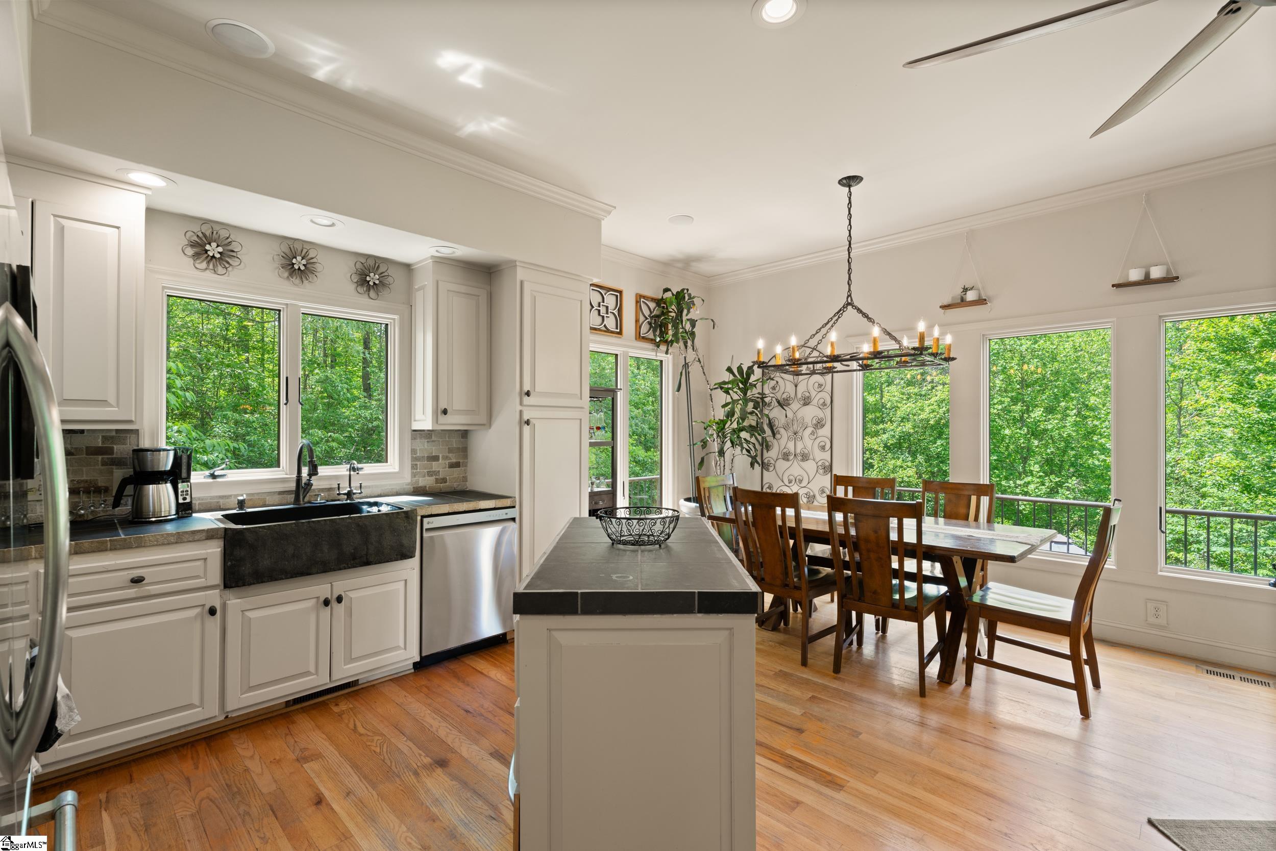 707 Lister, Landrum, South Carolina image 4