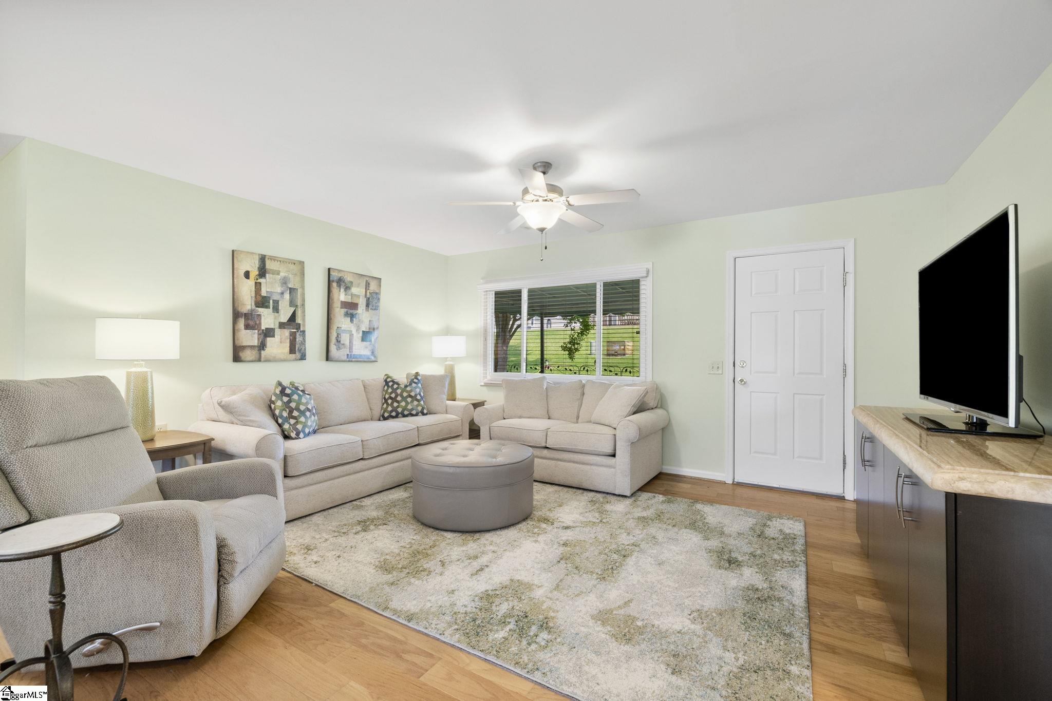 2 Hillview, Greenville, South Carolina image 4