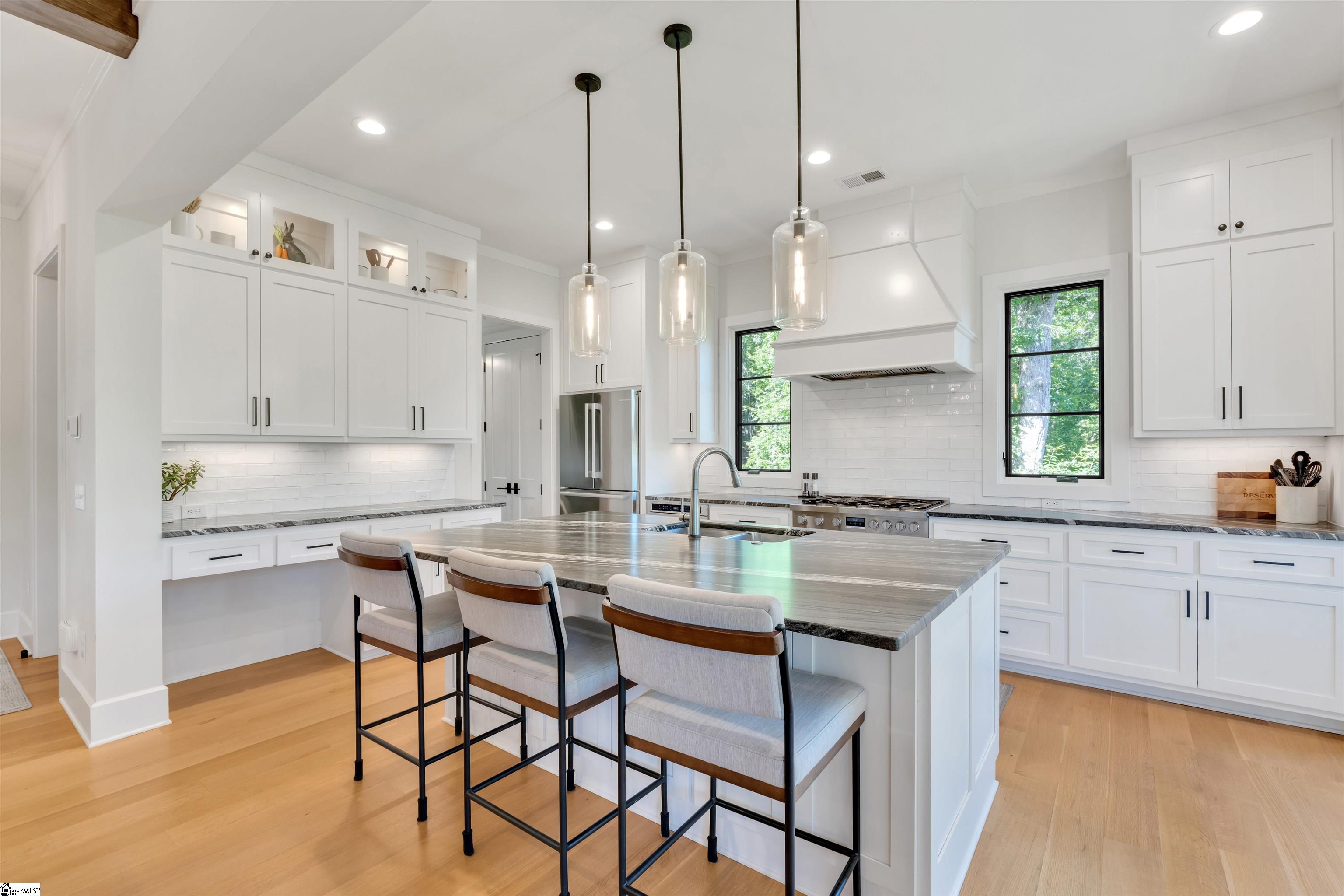 201 Saranac, Sunset, South Carolina image 11
