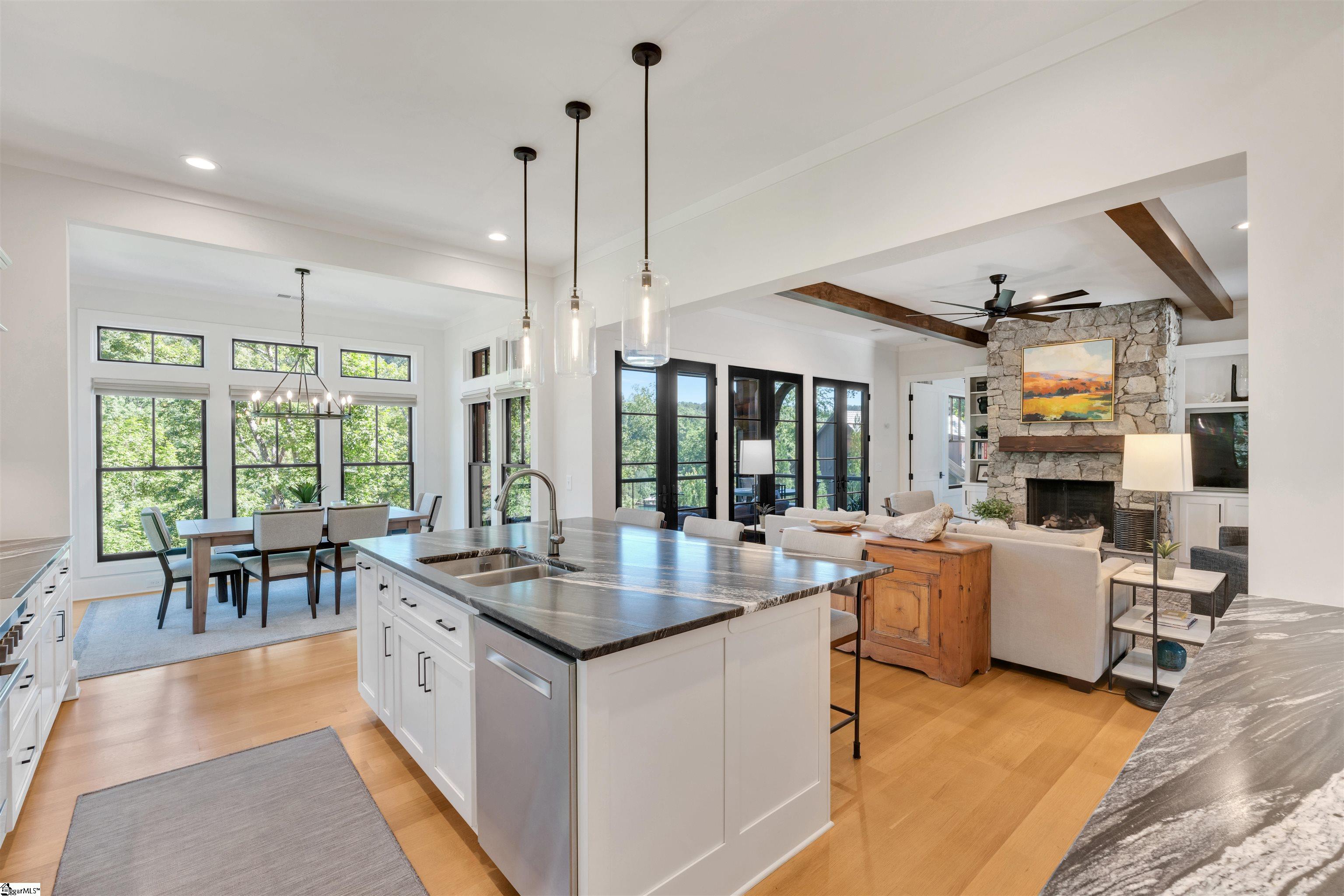 201 Saranac, Sunset, South Carolina image 13