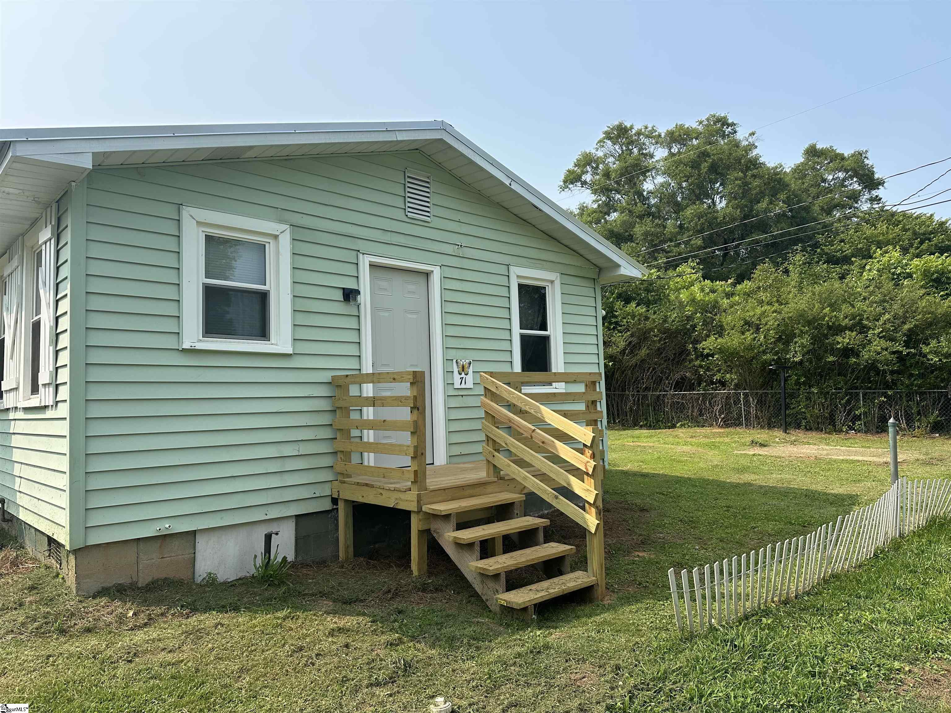 71 2nd, Laurens, South Carolina image 4