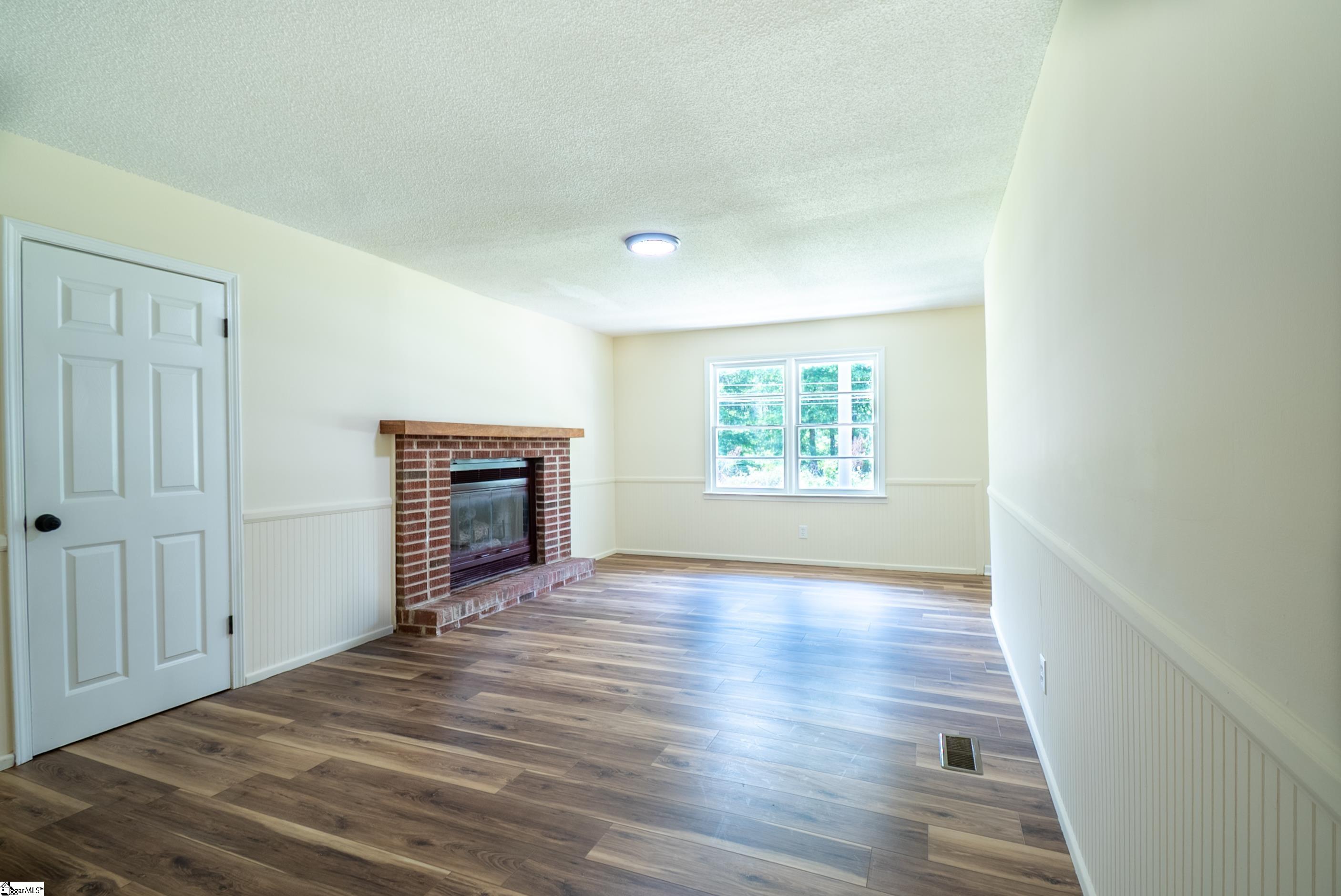 231 E Hampton, Honea Path, South Carolina image 29