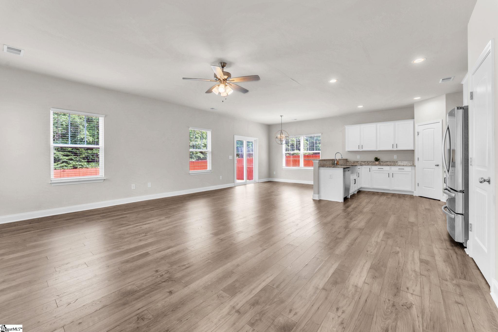 203 Rosewood, Duncan, South Carolina image 3