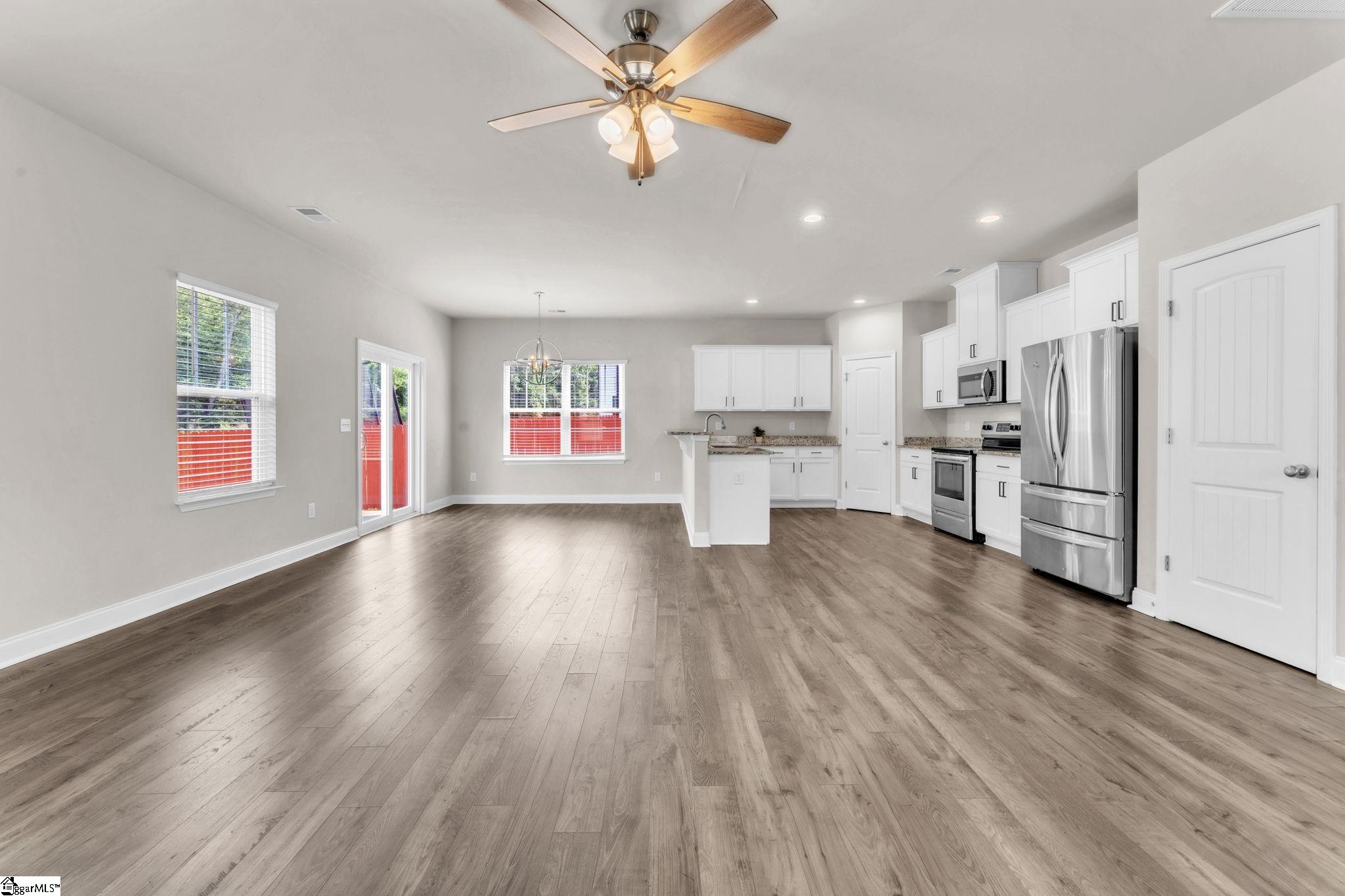 203 Rosewood, Duncan, South Carolina image 4