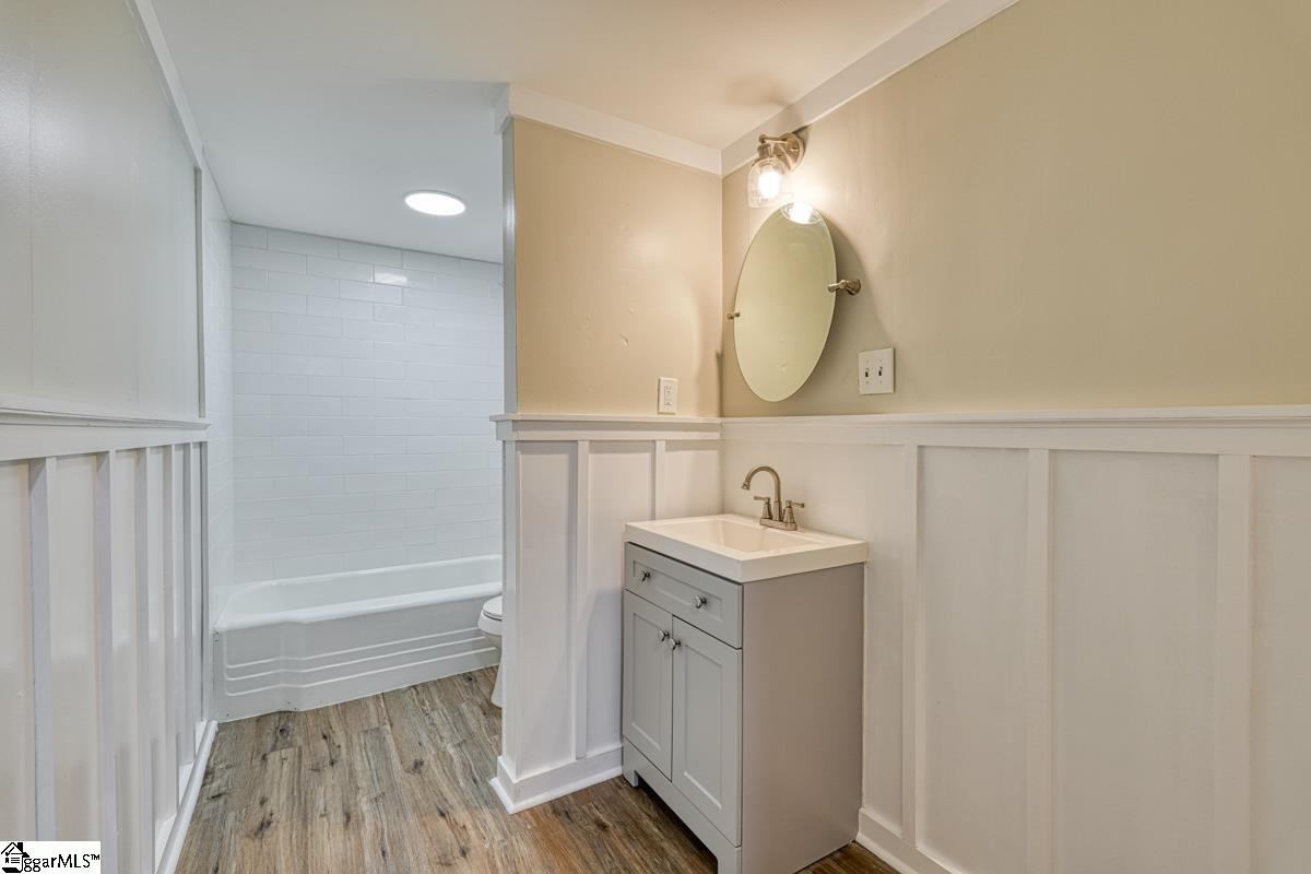 7 Ross, Greenville, South Carolina image 26