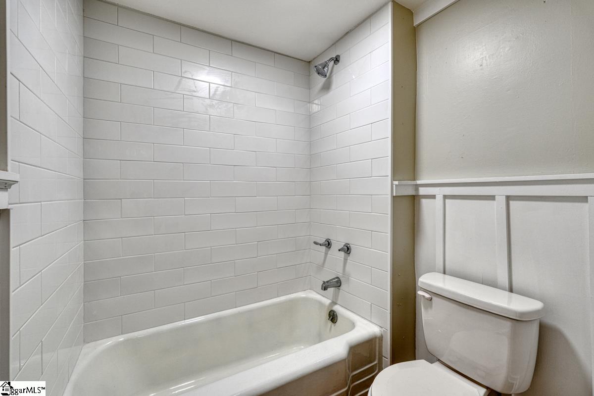 7 Ross, Greenville, South Carolina image 27