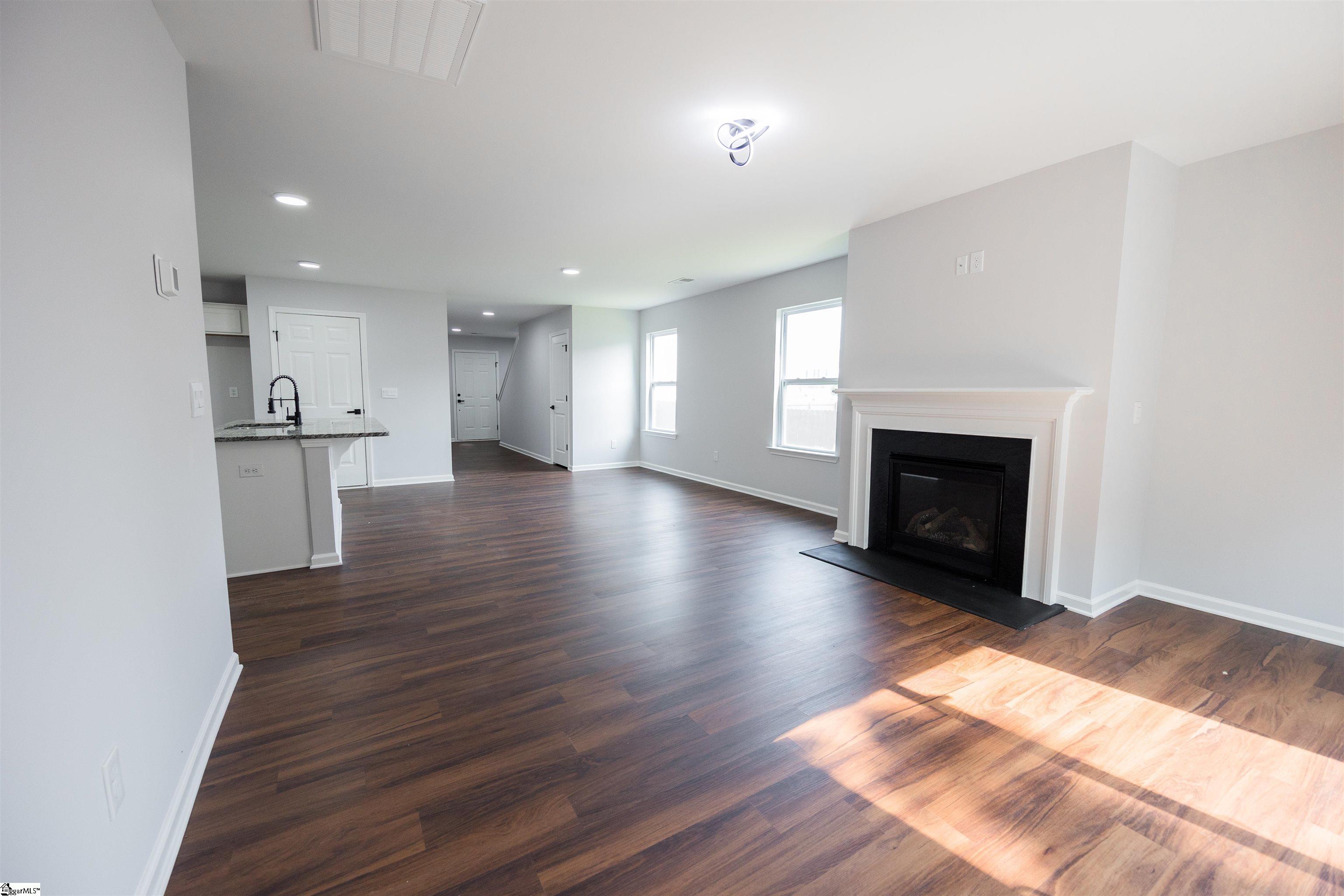1305 Ledsham, Greer, South Carolina image 9