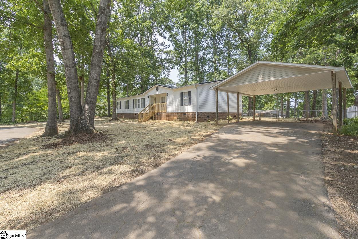 207 Shade Tree, Easley, South Carolina image 2