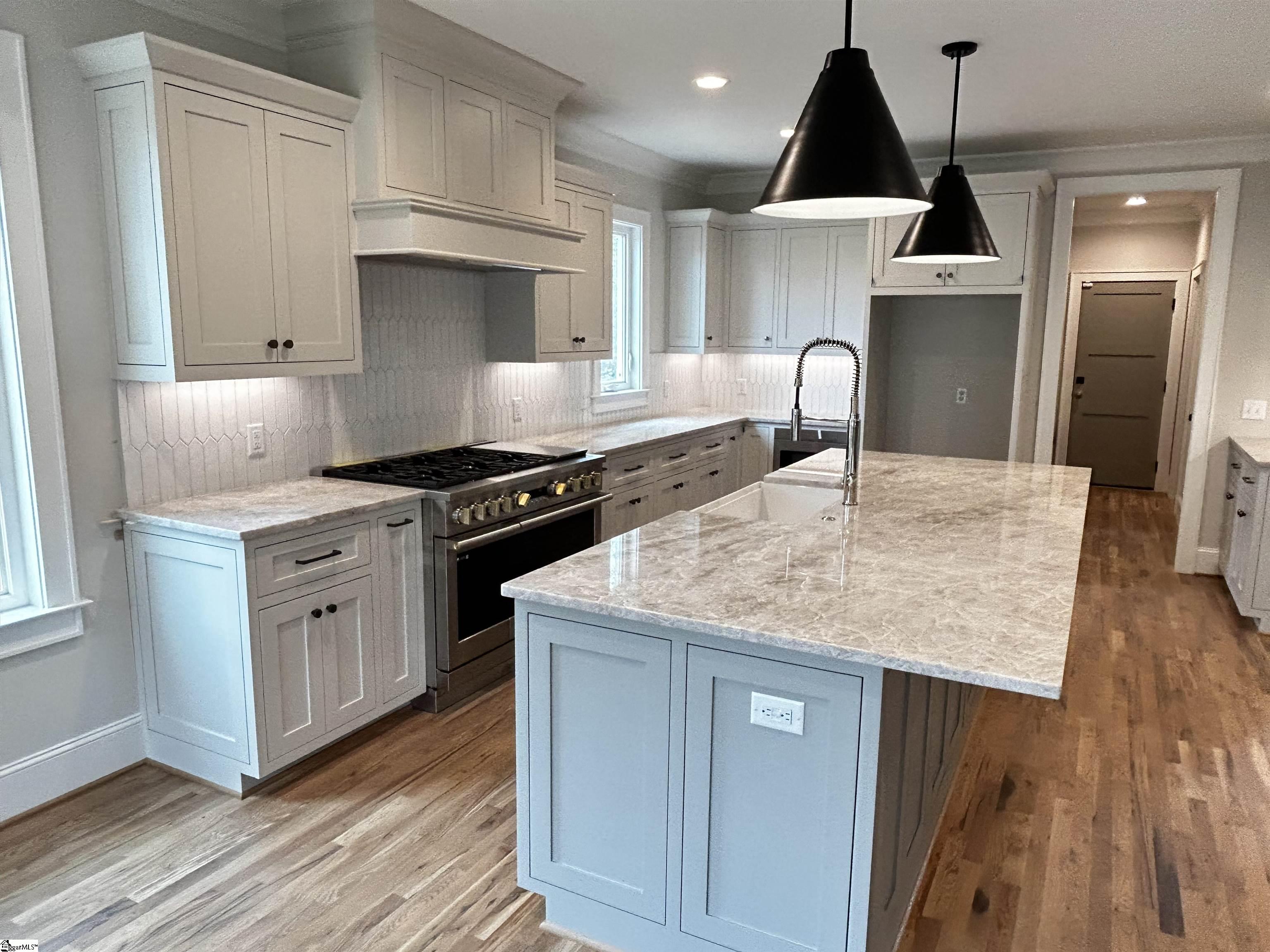 MLS #1559397 image #10