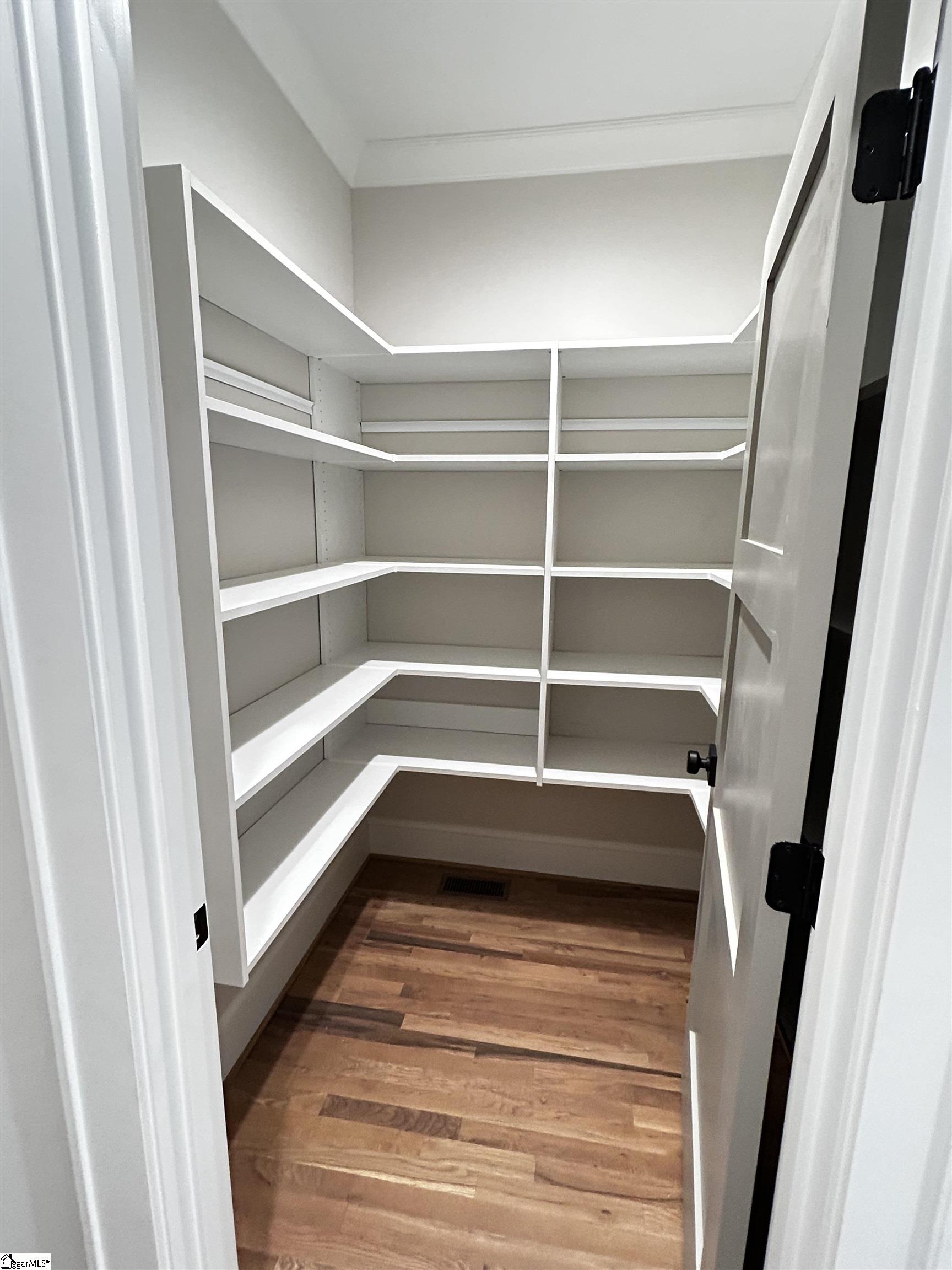 MLS #1559397 image #6