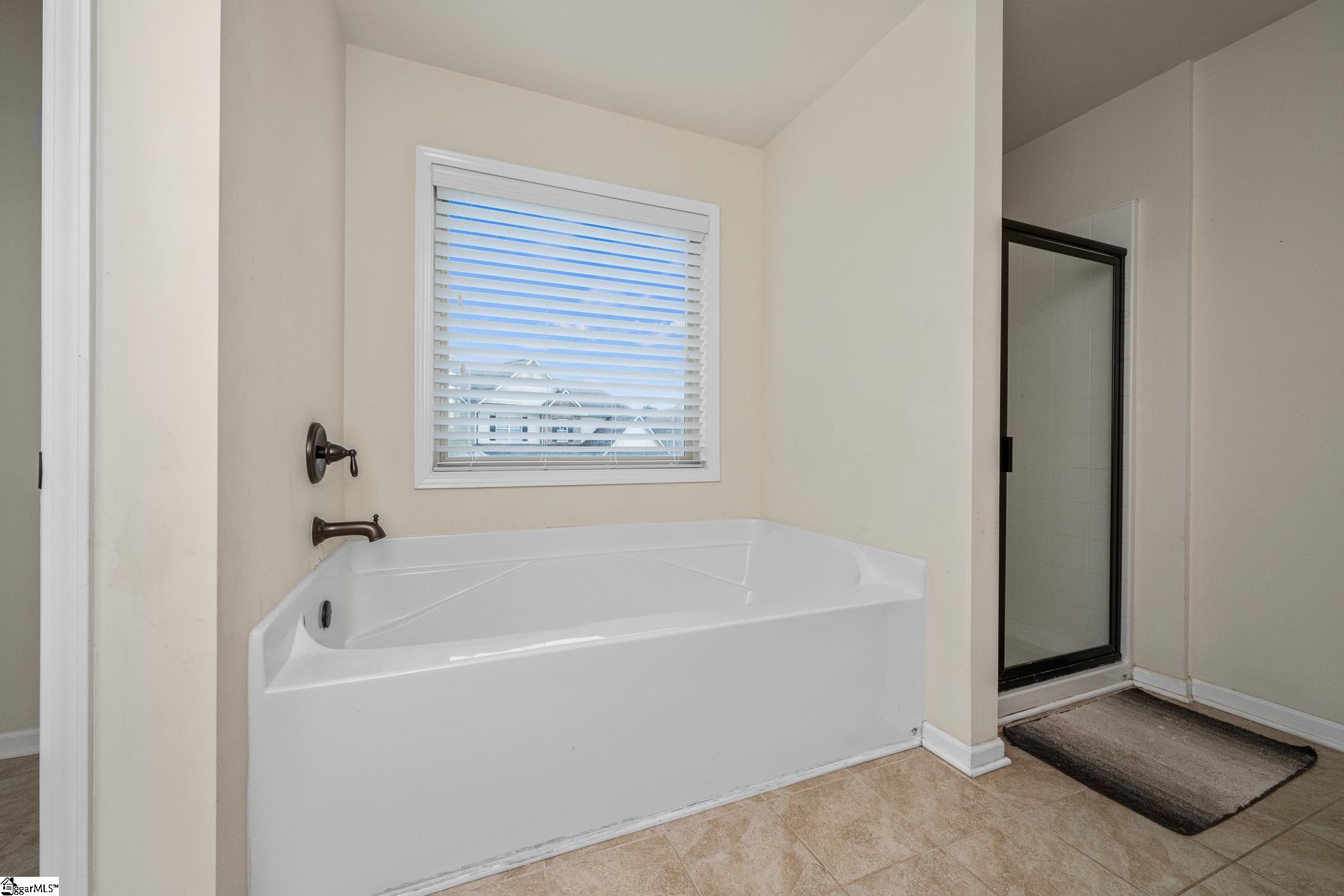 Master Bathroom Garden Tub