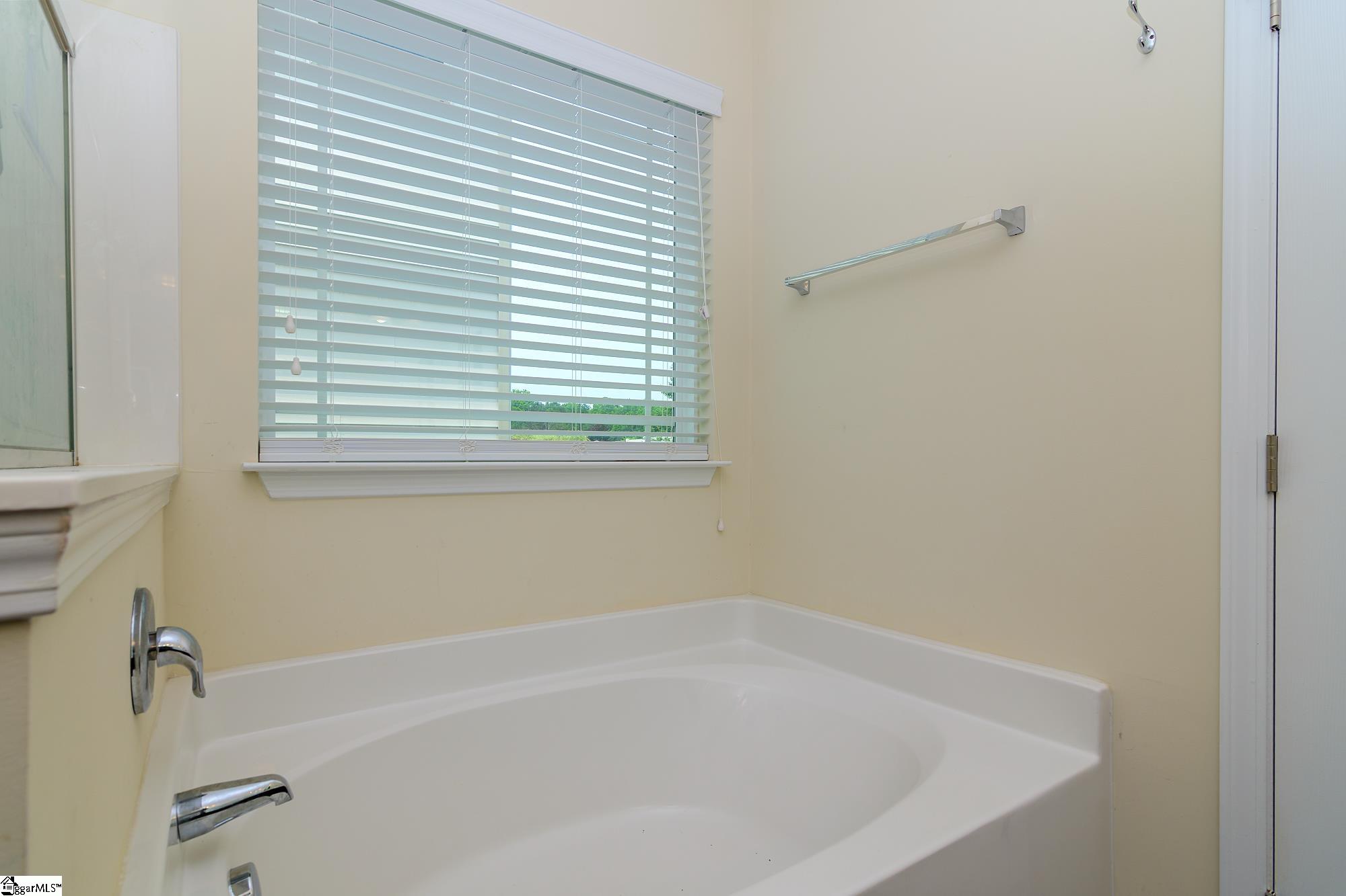 10 Mcfadden, Simpsonville, South Carolina image 35