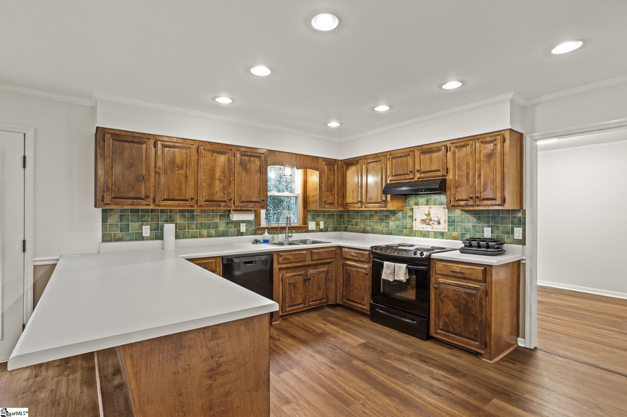 103 Afton, Spartanburg, South Carolina image 11