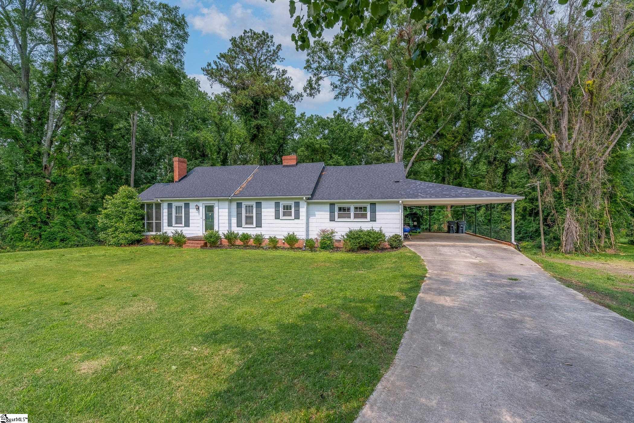 105 Barksdale, Laurens, South Carolina image 3