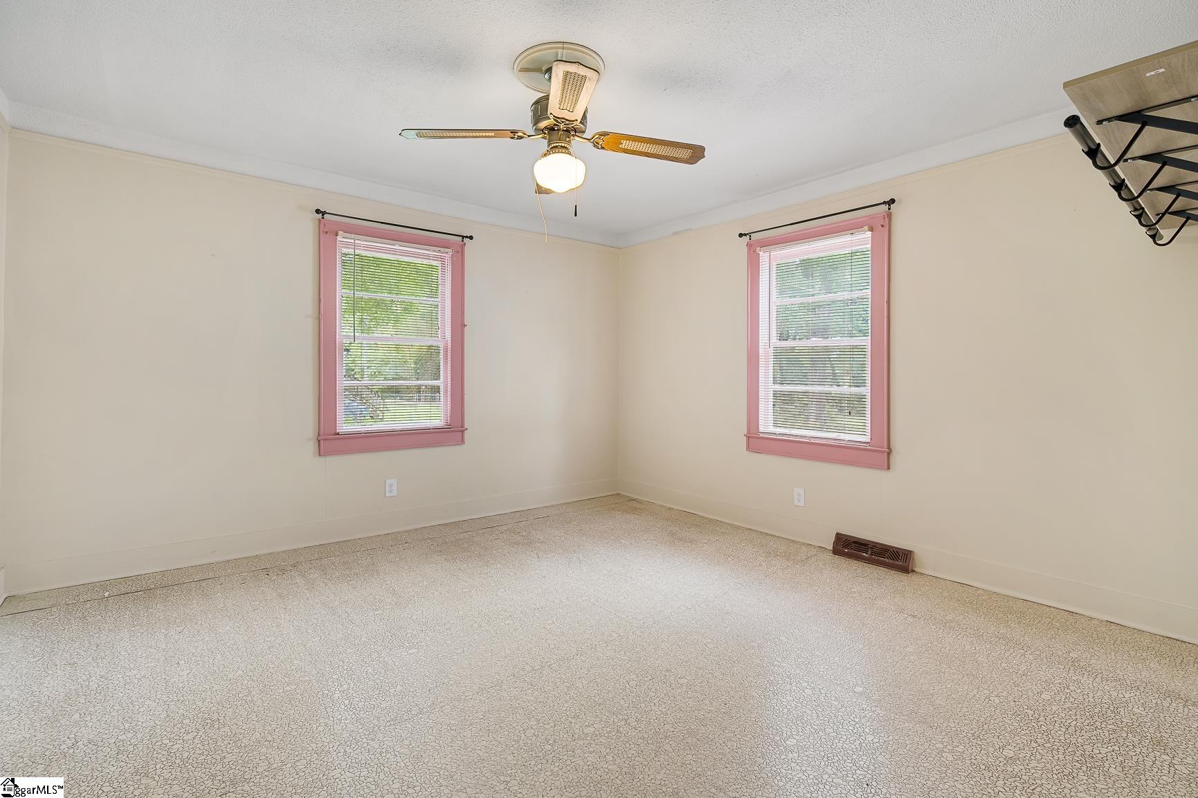 218 Mauldin, Williamston, South Carolina image 25