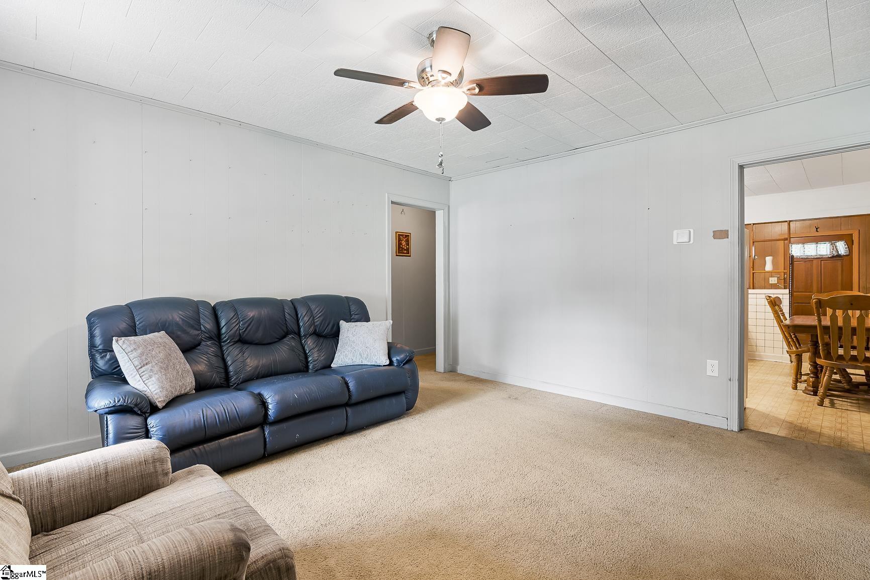 218 Mauldin, Williamston, South Carolina image 7
