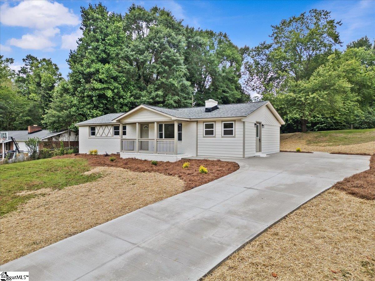 6 Pine Crest, Travelers Rest, South Carolina image 2