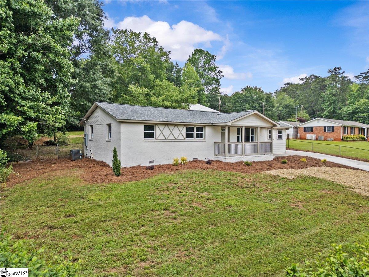 6 Pine Crest, Travelers Rest, South Carolina image 3