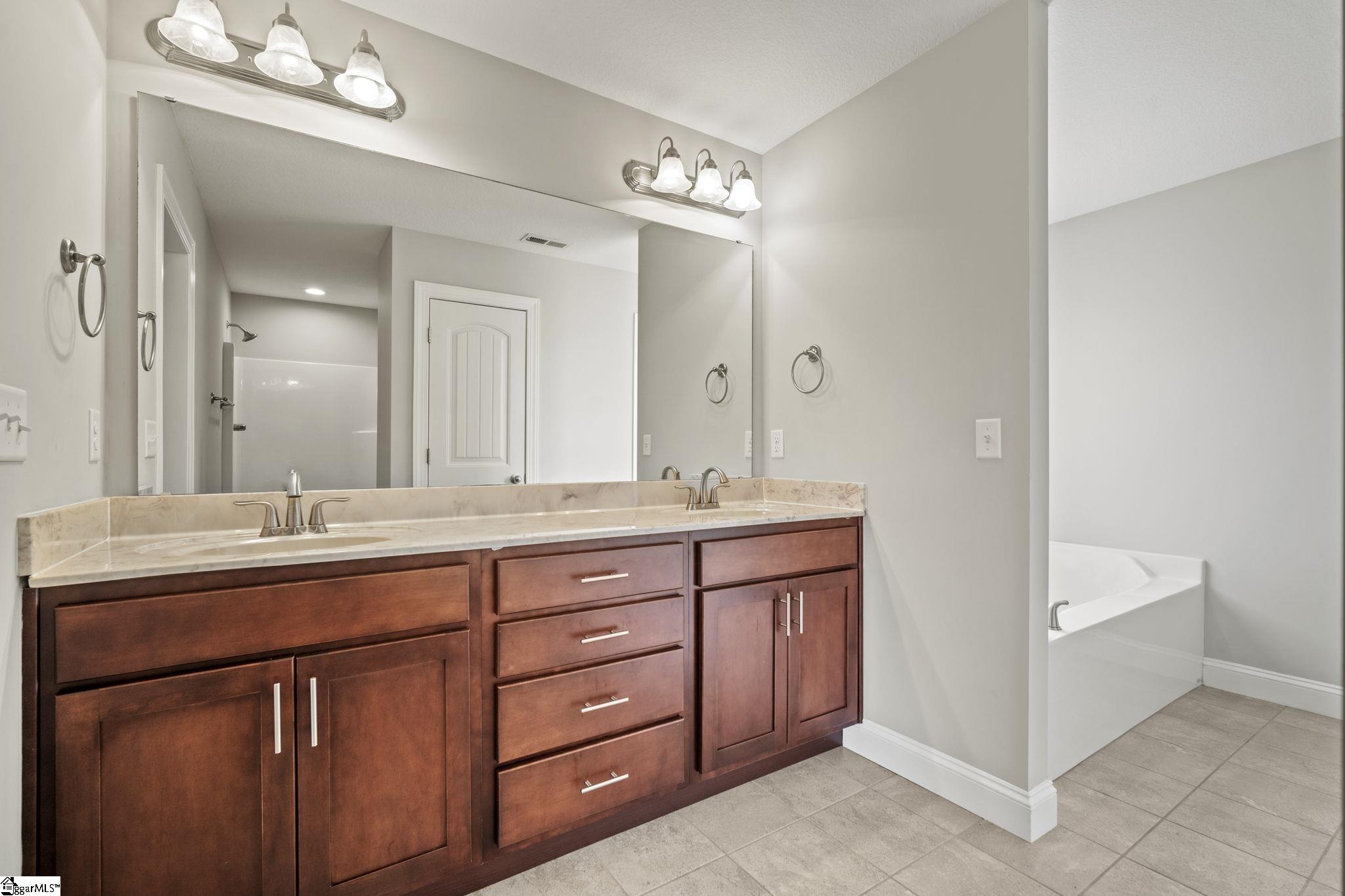 157 Deyoung Meadows, Greer, South Carolina image 16