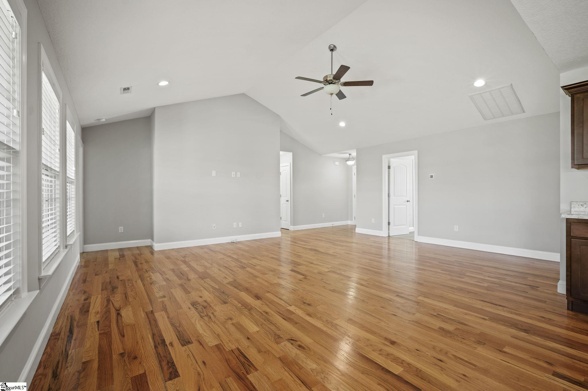 157 Deyoung Meadows, Greer, South Carolina image 3