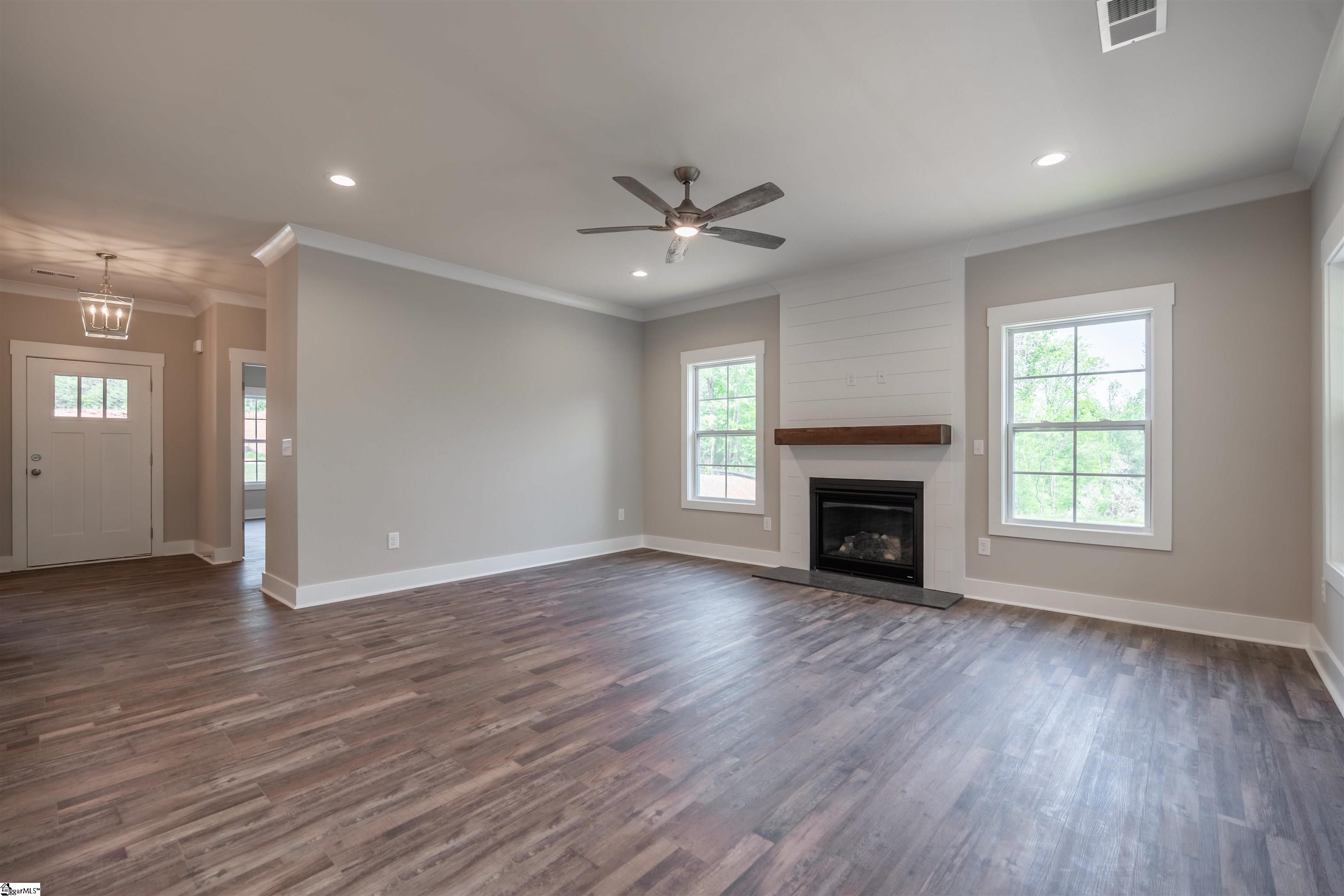 132 Willett, Taylors, South Carolina image 13