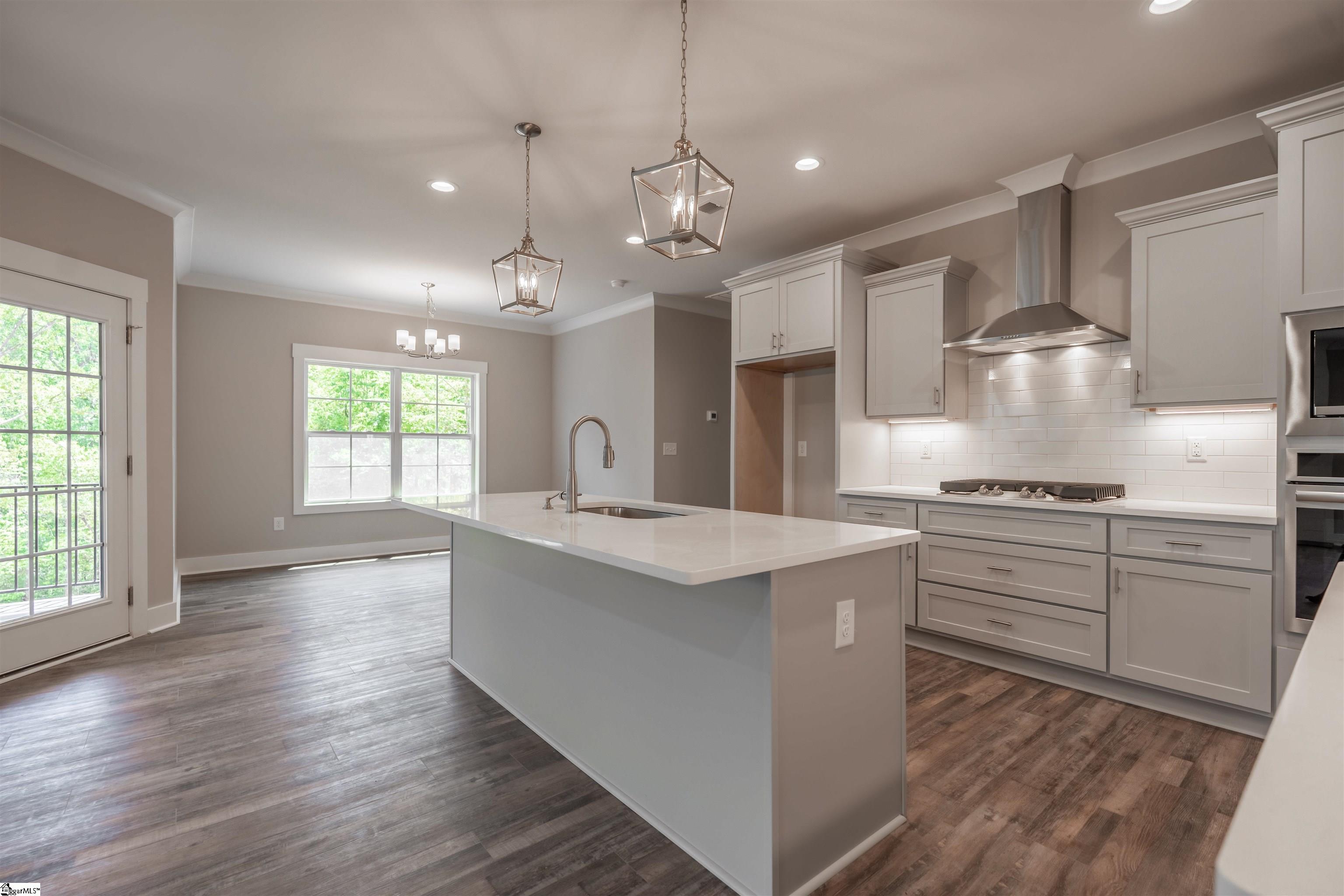 132 Willett, Taylors, South Carolina image 18