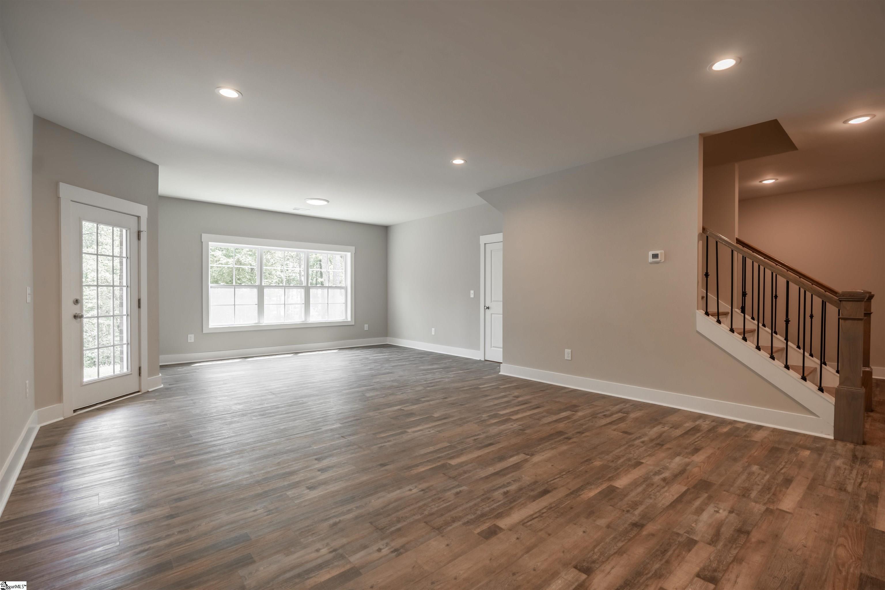 132 Willett, Taylors, South Carolina image 41