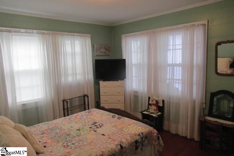 400 Calvert, Clinton, South Carolina image 14