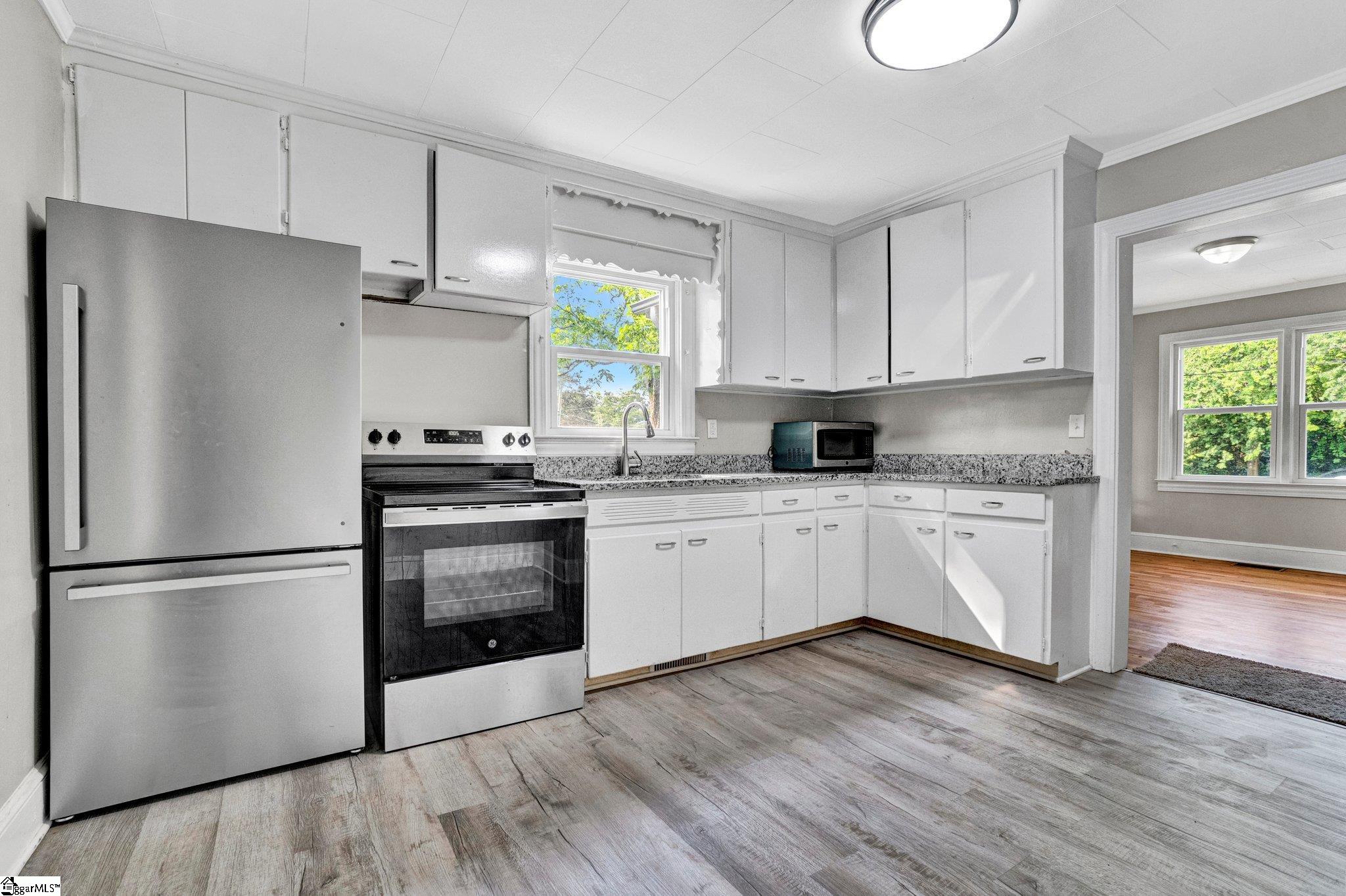 503 Davidson, Clinton, South Carolina image 2