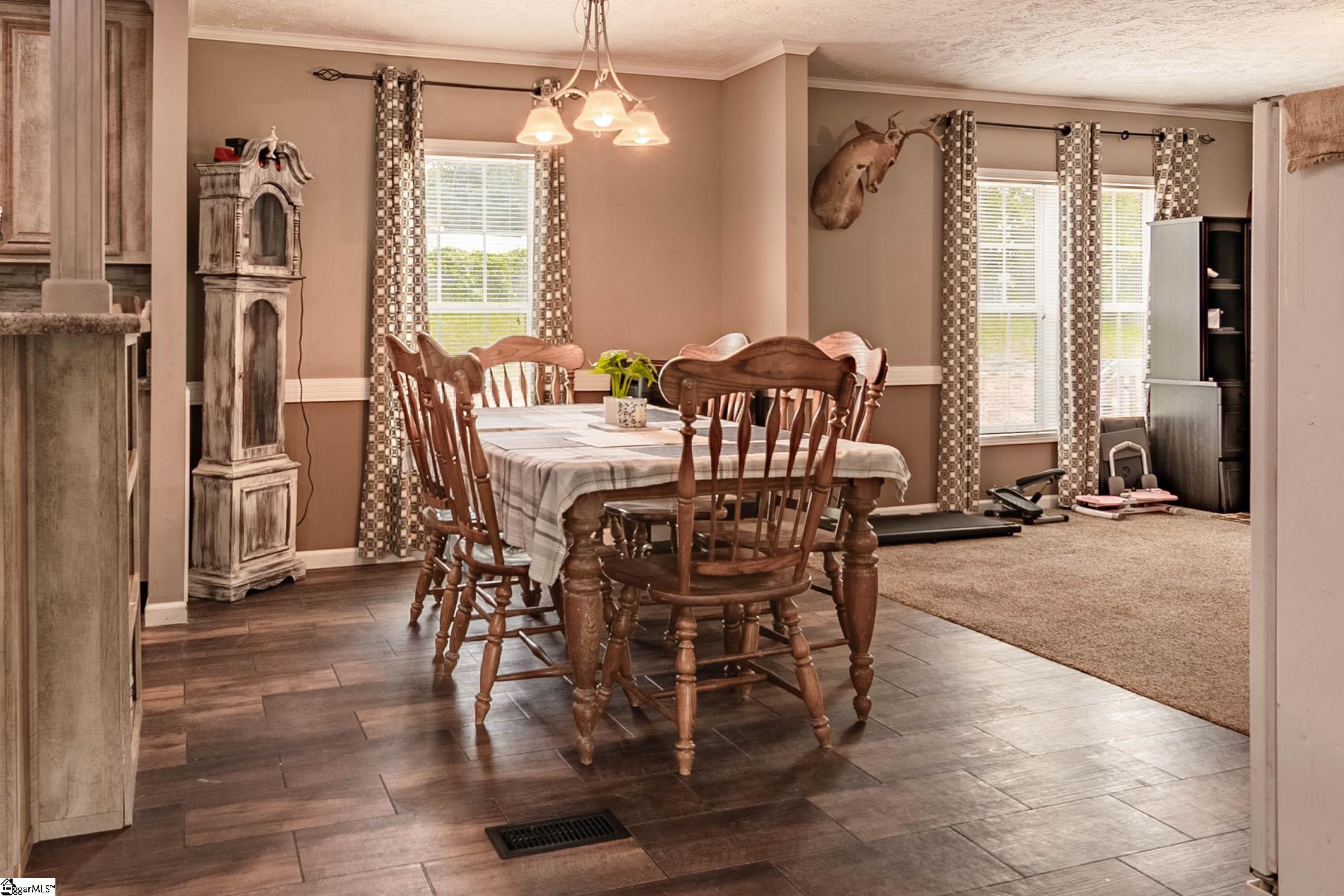 35 W Burns, Travelers Rest, South Carolina image 15