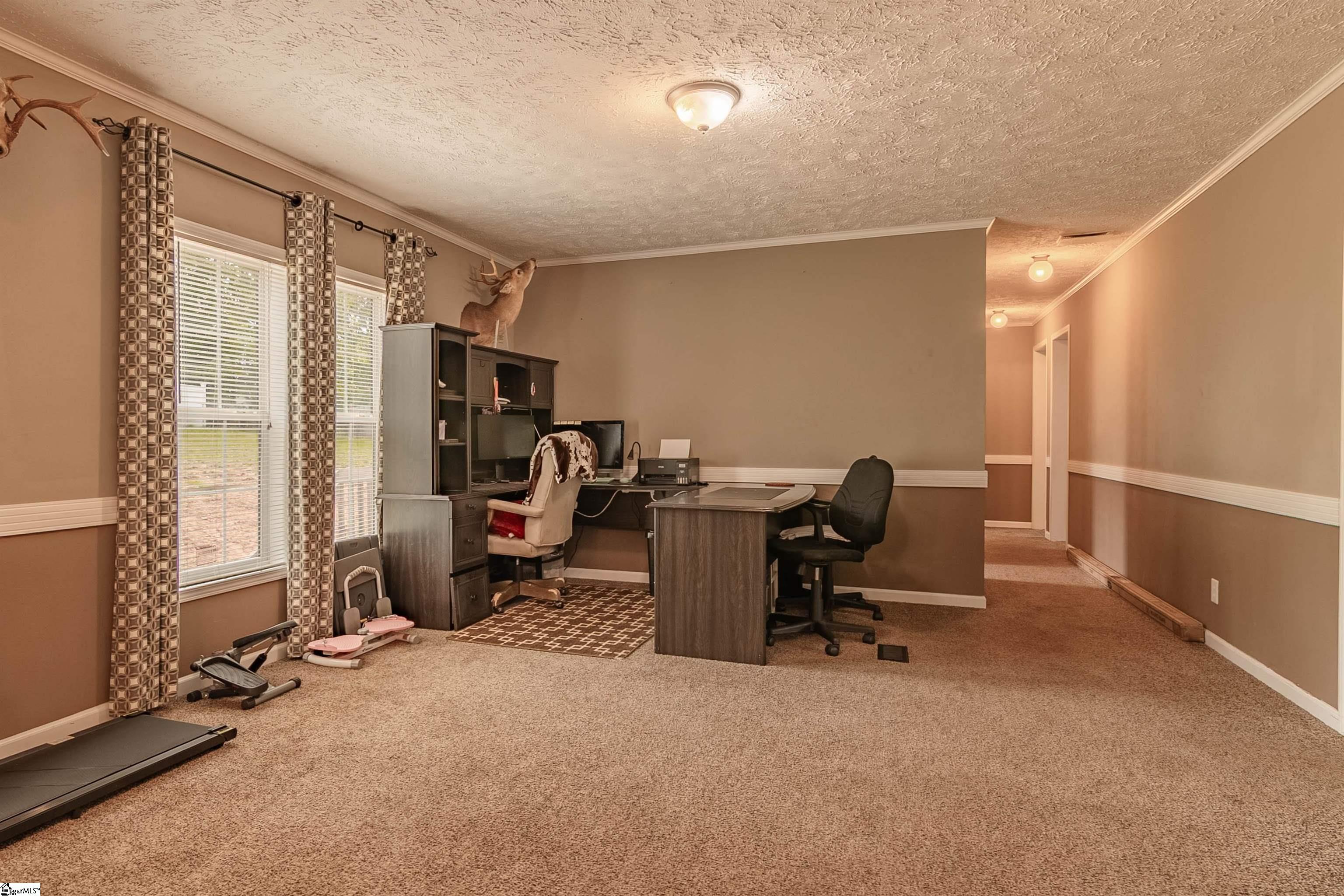 35 W Burns, Travelers Rest, South Carolina image 18