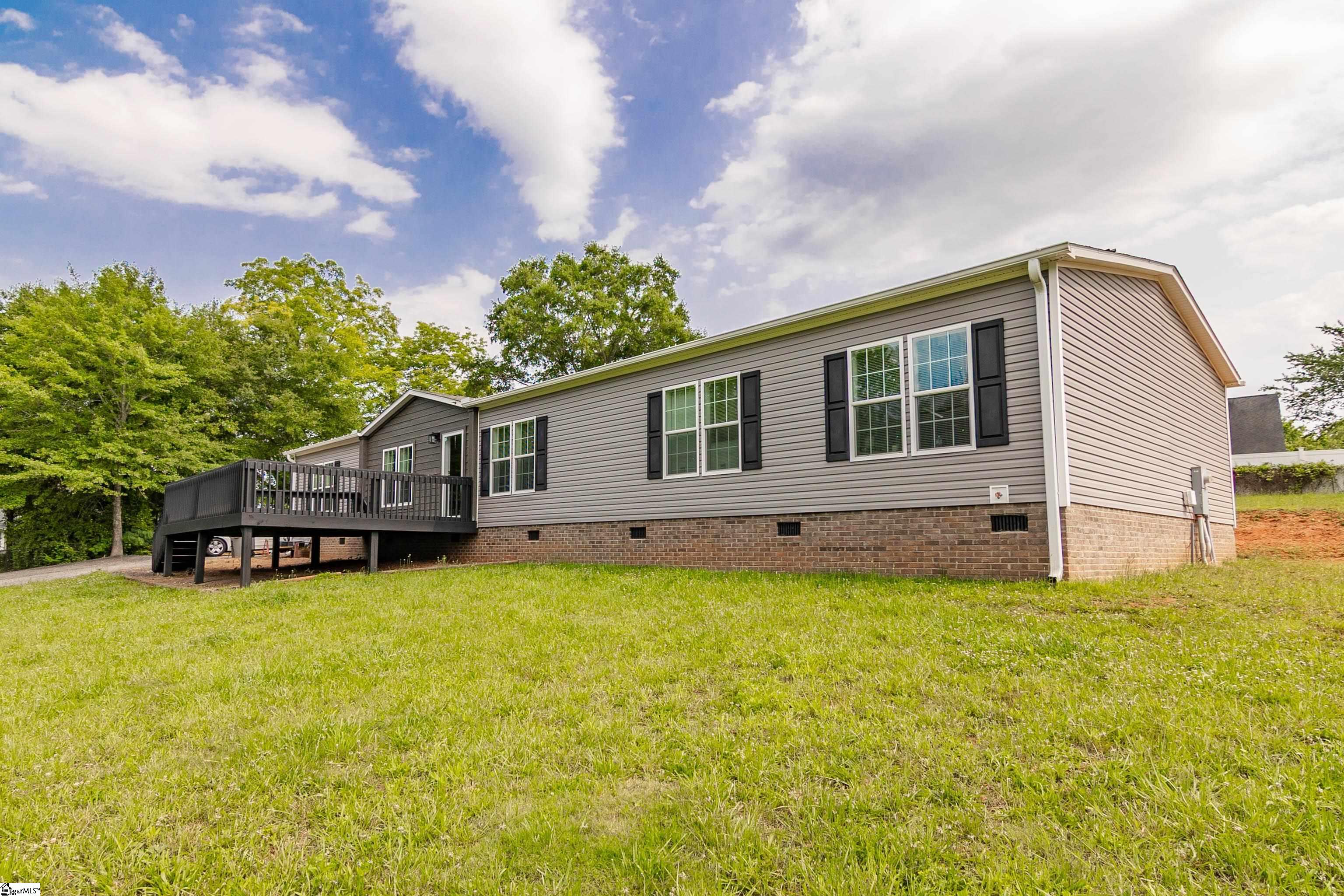 35 W Burns, Travelers Rest, South Carolina image 3