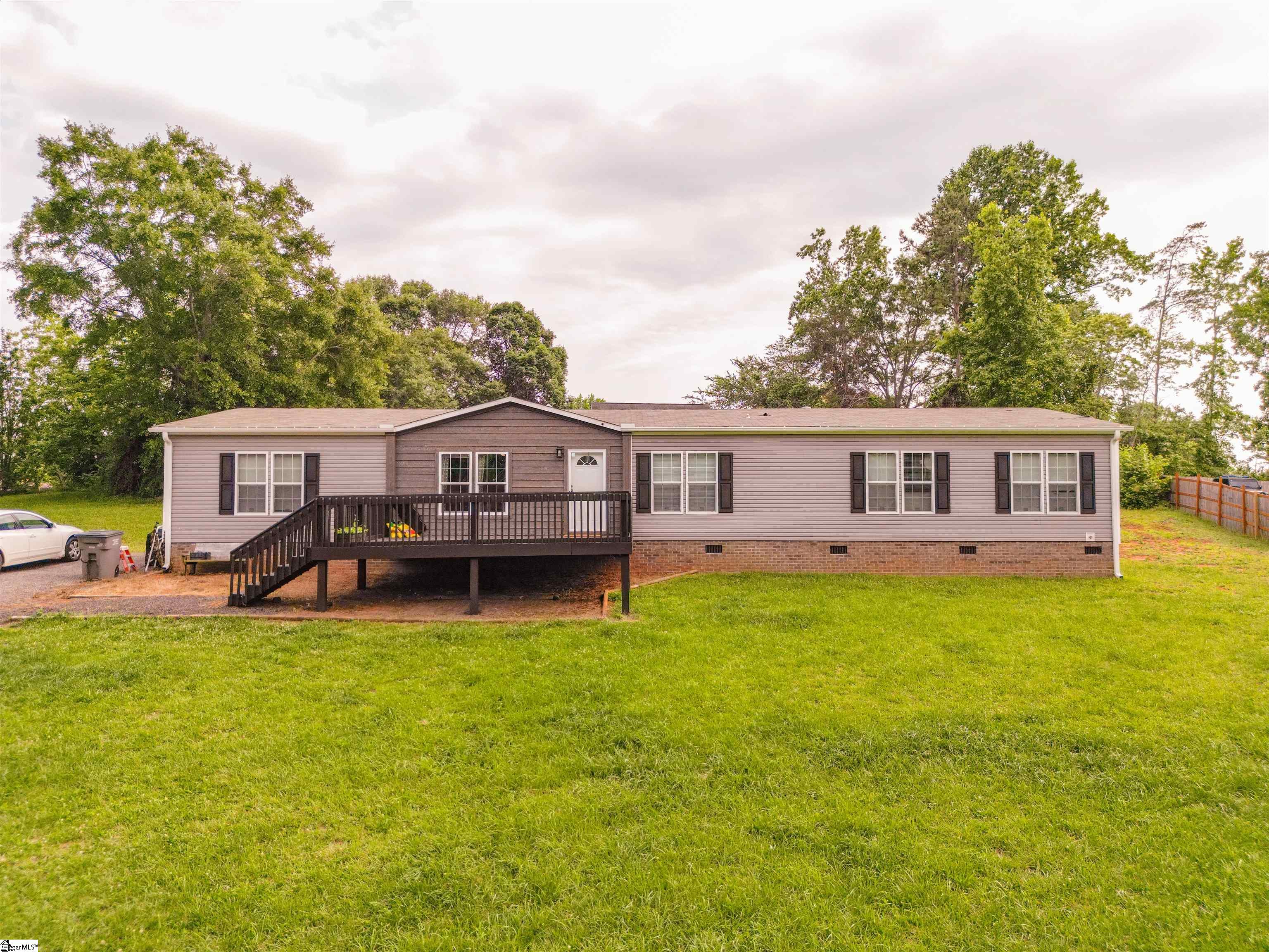 35 W Burns, Travelers Rest, South Carolina image 36