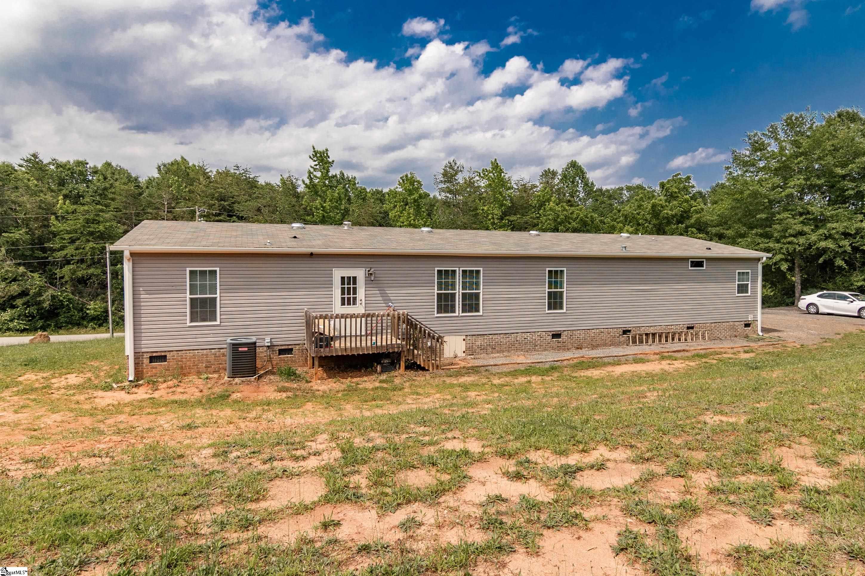 35 W Burns, Travelers Rest, South Carolina image 40