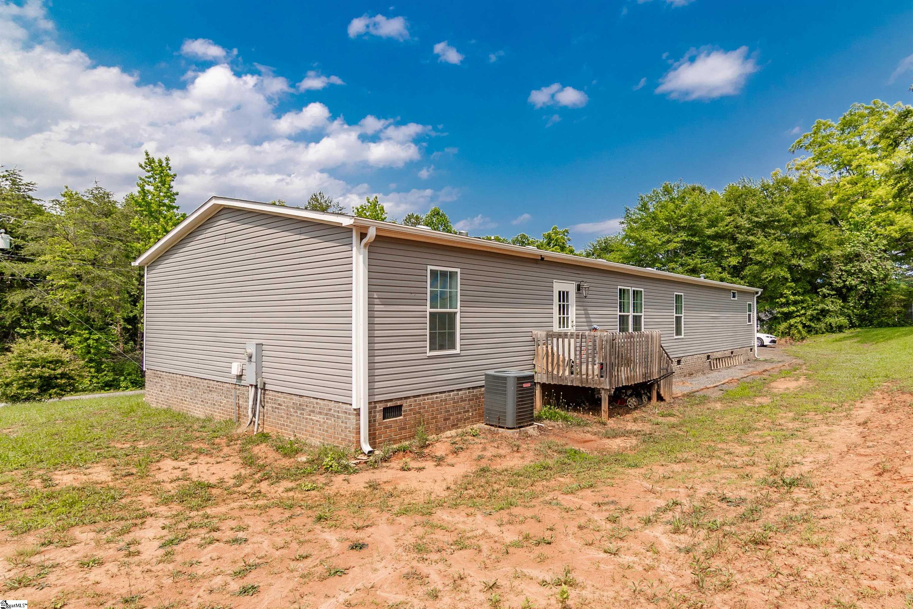 35 W Burns, Travelers Rest, South Carolina image 5