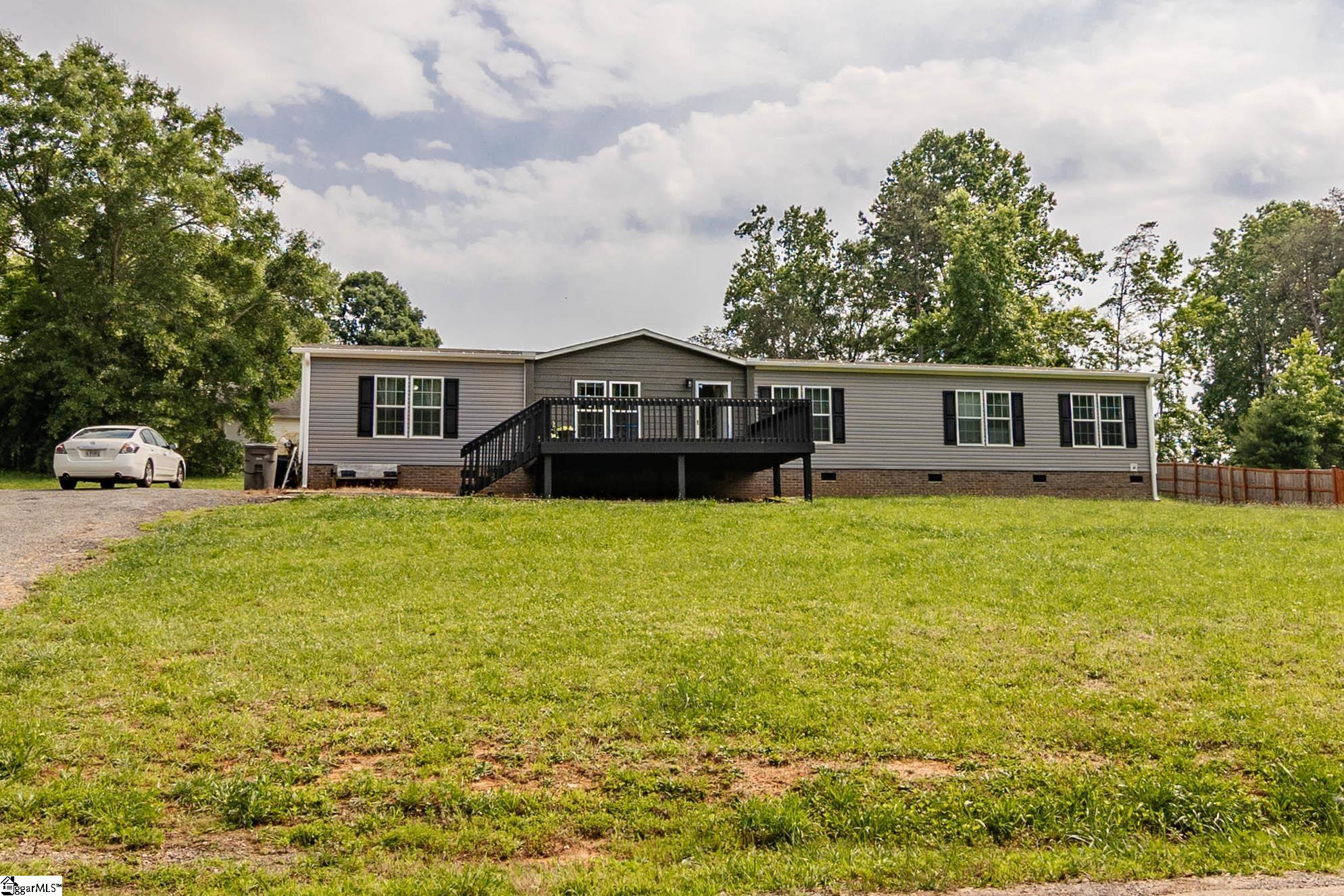 35 W Burns, Travelers Rest, South Carolina image 41