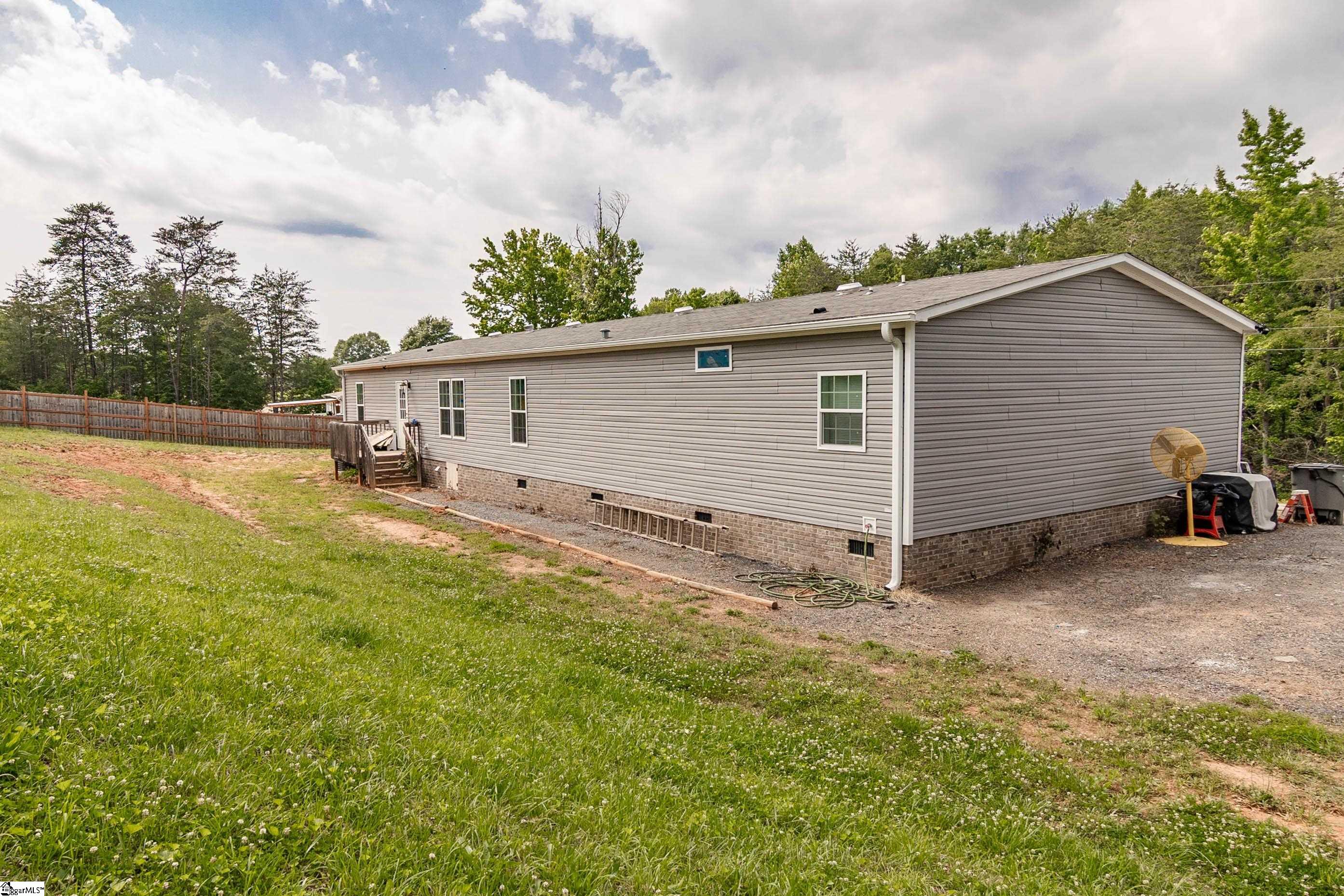 35 W Burns, Travelers Rest, South Carolina image 6
