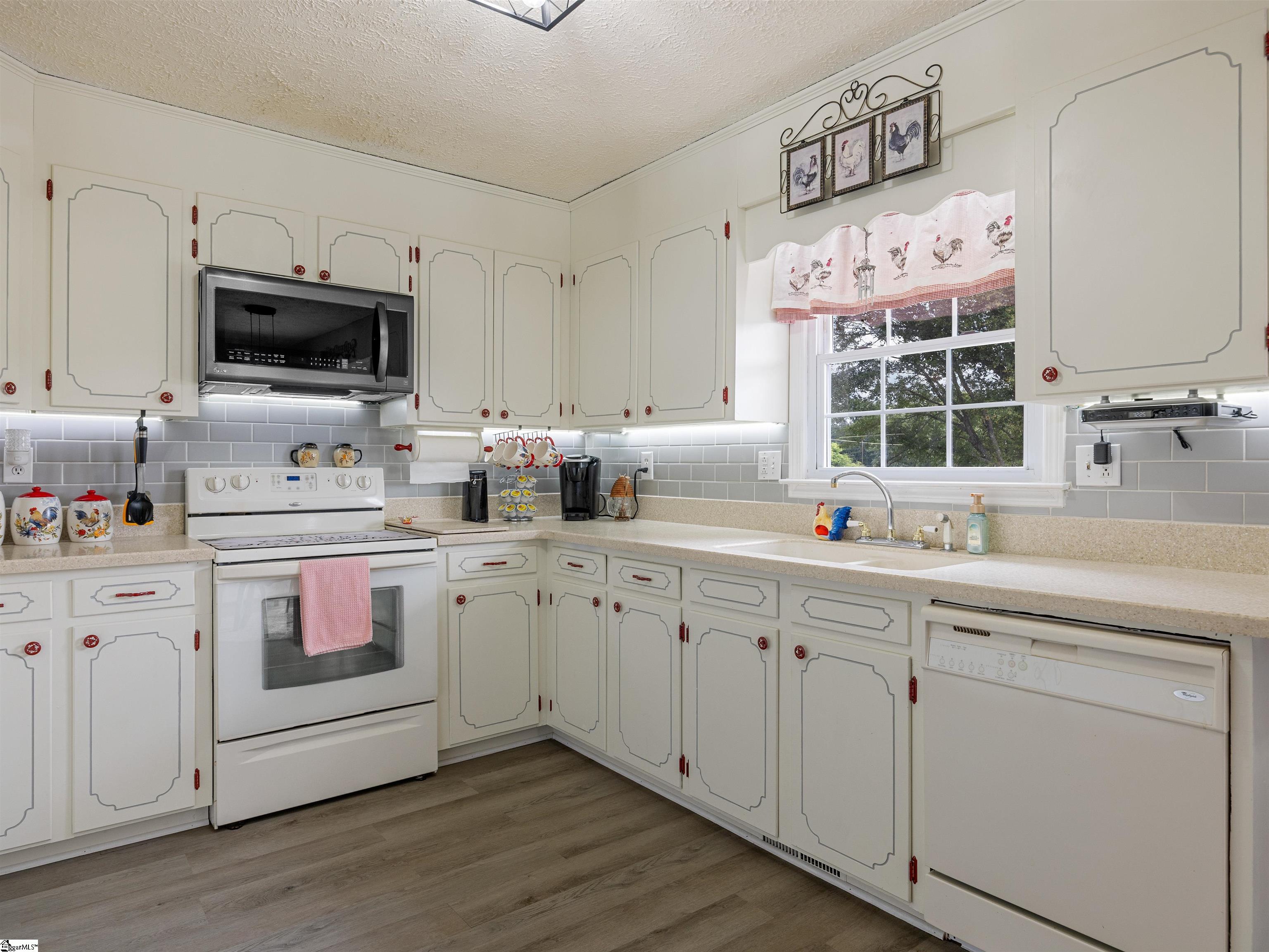2839 Mount Lebanon, Campobello, South Carolina image 13