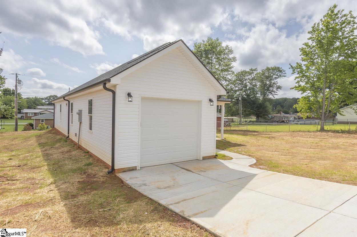 604 Jasmin, Anderson, South Carolina image 3