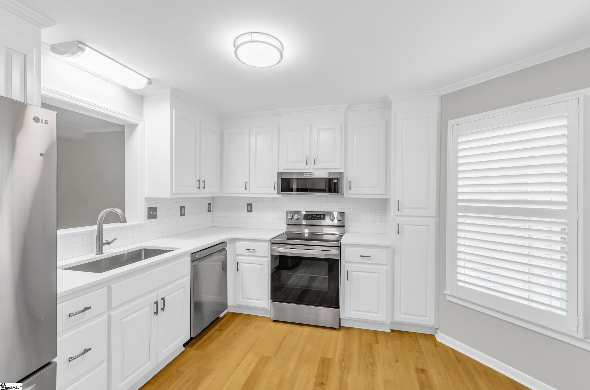 328 Angie, Taylors, South Carolina image 4
