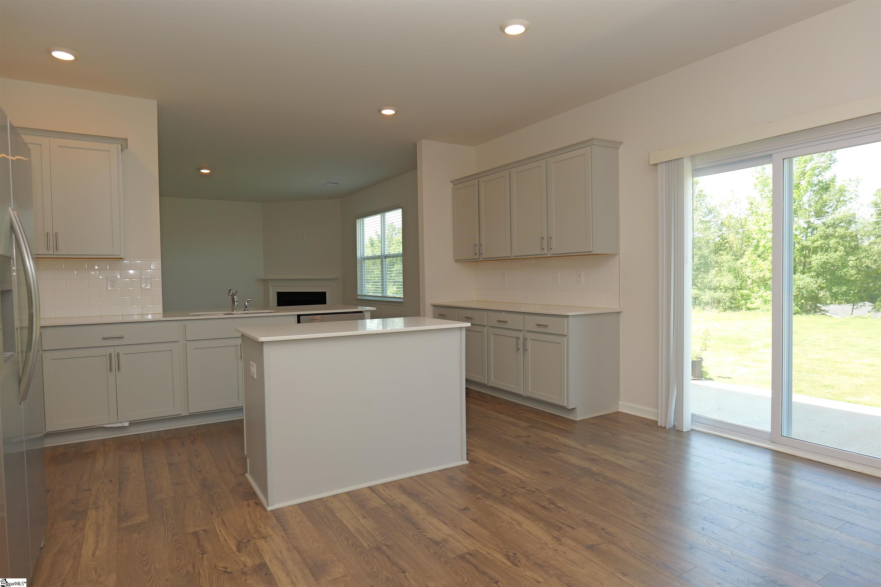7011 Manse, Boiling Springs, South Carolina image 8