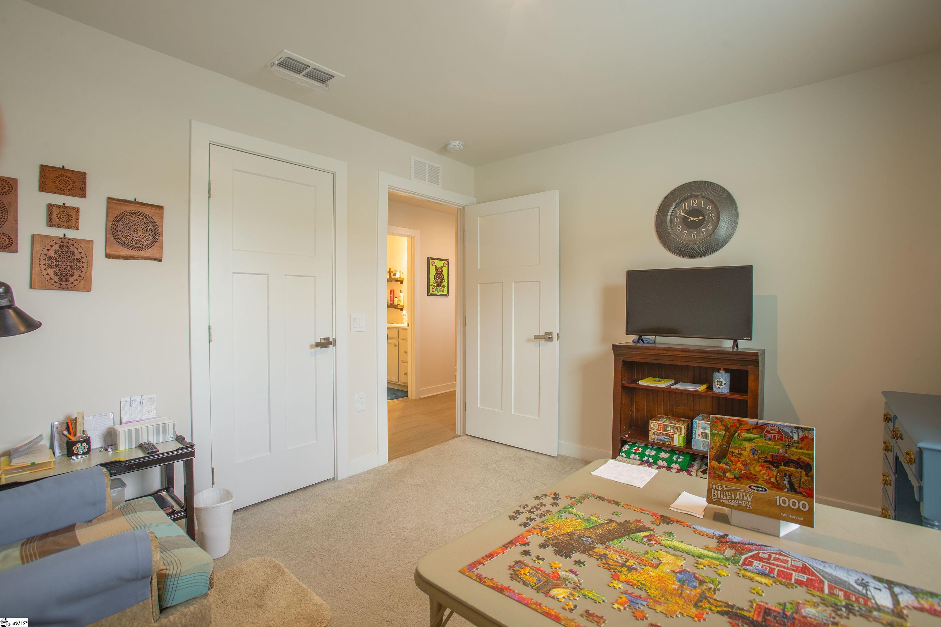 300 Stockland, Fountain Inn, South Carolina image 25