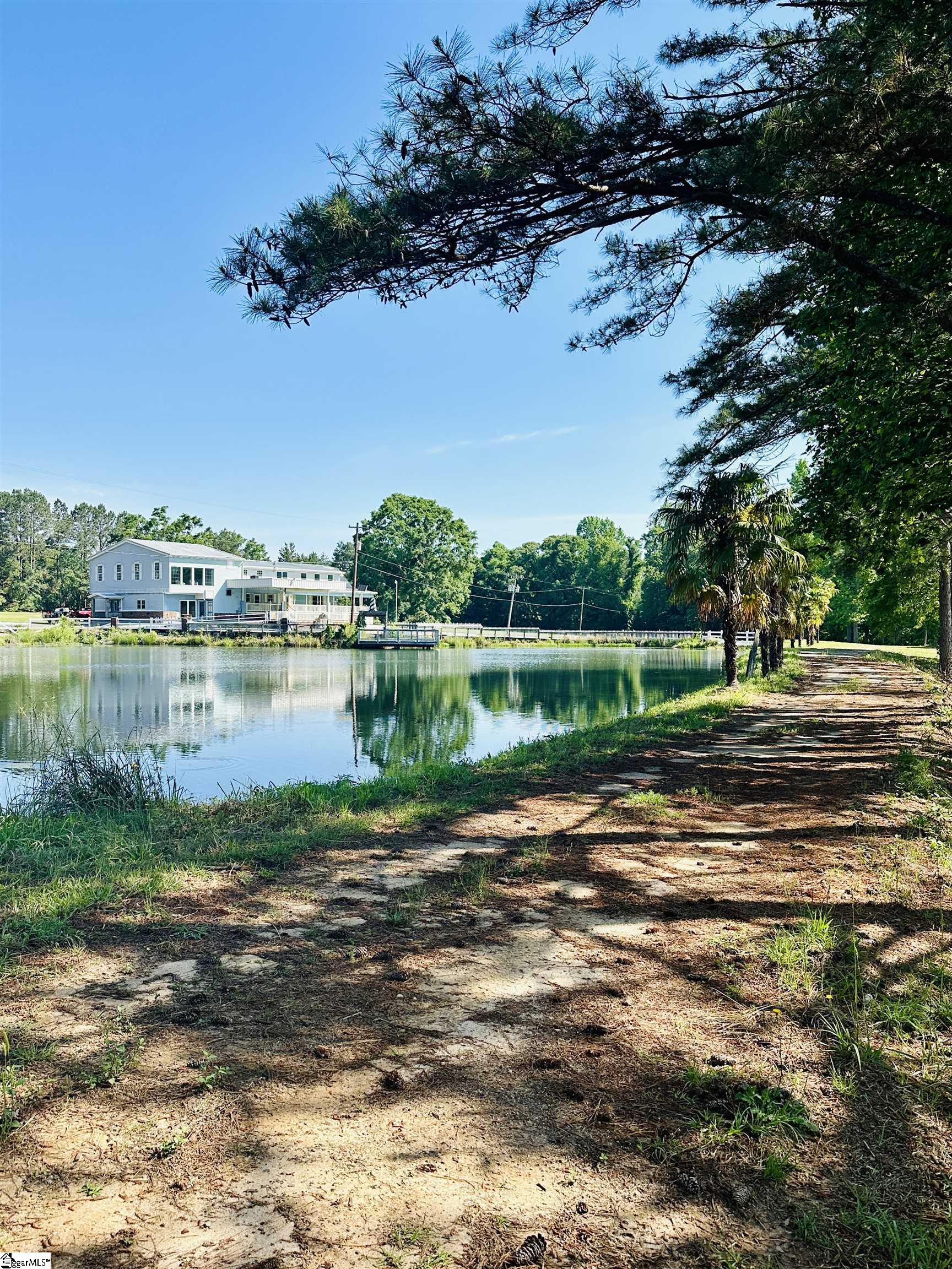 206 Bull Hill, Gray Court, South Carolina image 2