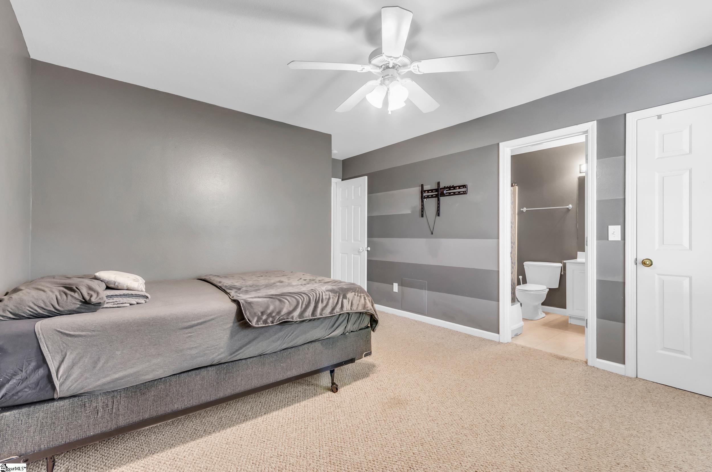4 Yukon, Greenville, South Carolina image 11