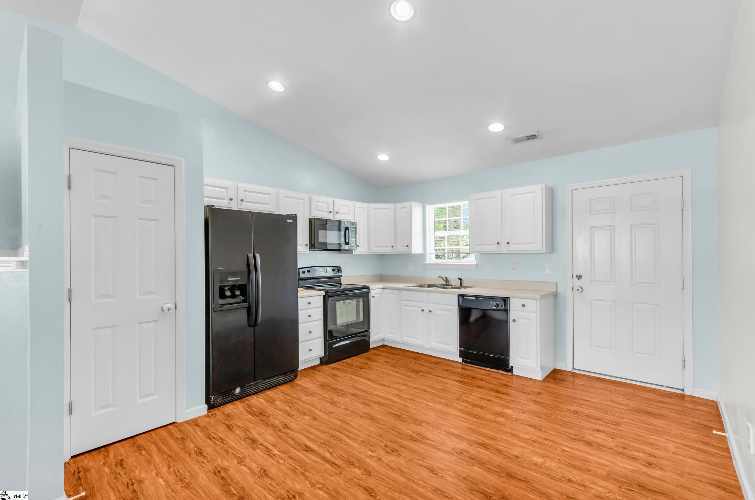 4 Yukon, Greenville, South Carolina image 7