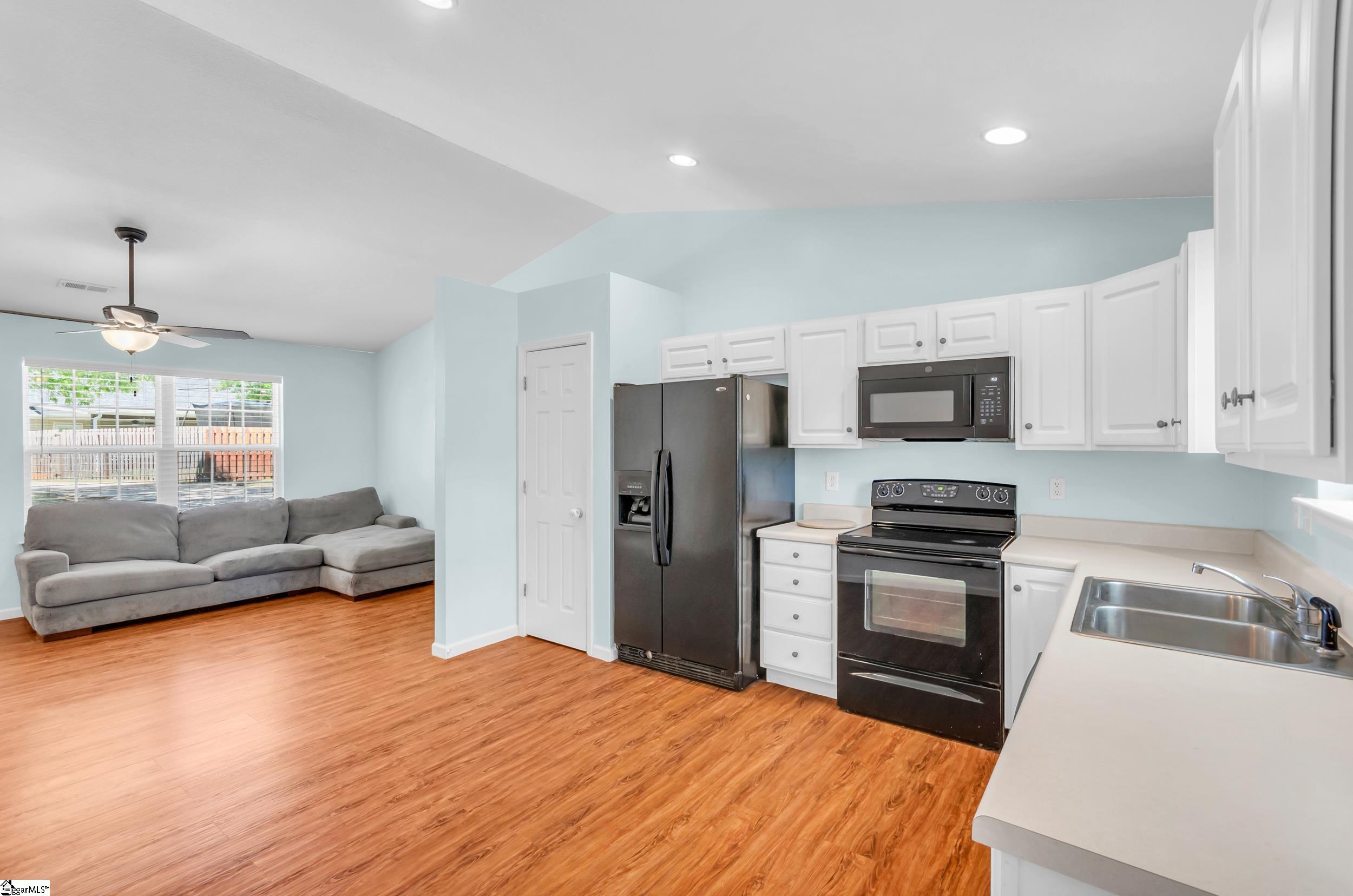 4 Yukon, Greenville, South Carolina image 9